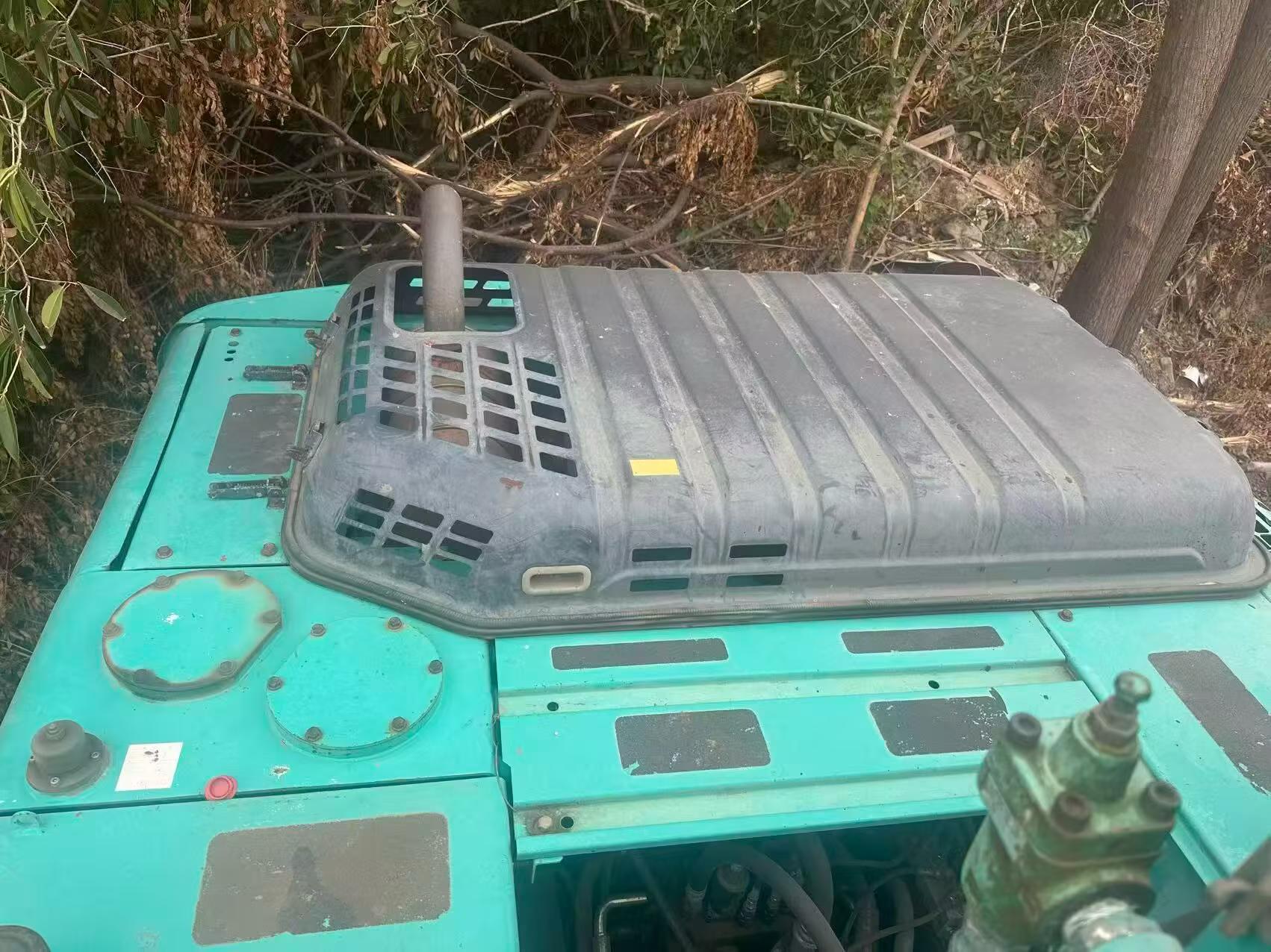 Compre Escavadeira Kobelco SK200-2 Usada / 5