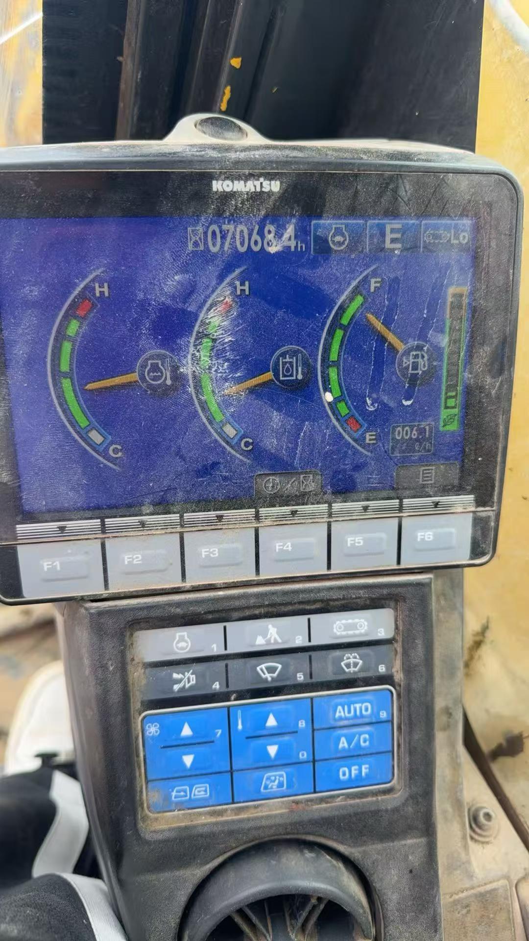 Acheter Pelle Komatsu PC110-7 d'occasion / 5