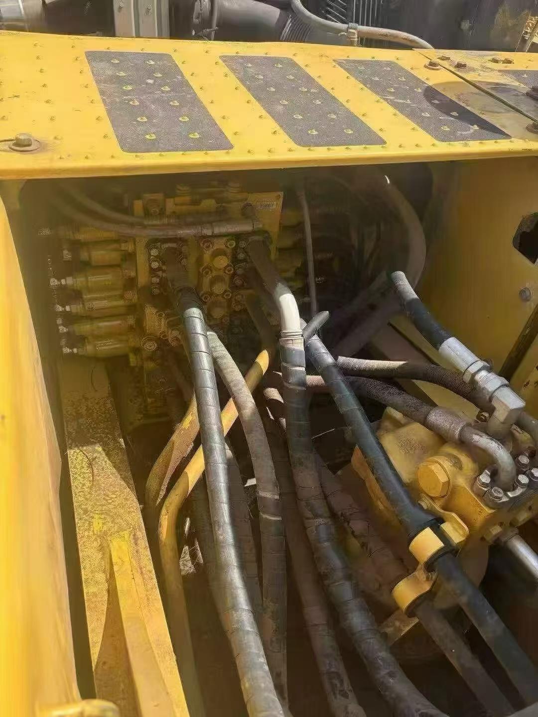 Compre Excavadora Komatsu PC240-6 Usada / 7 Compre Excavadora Komatsu PC240-6 Usada / 7