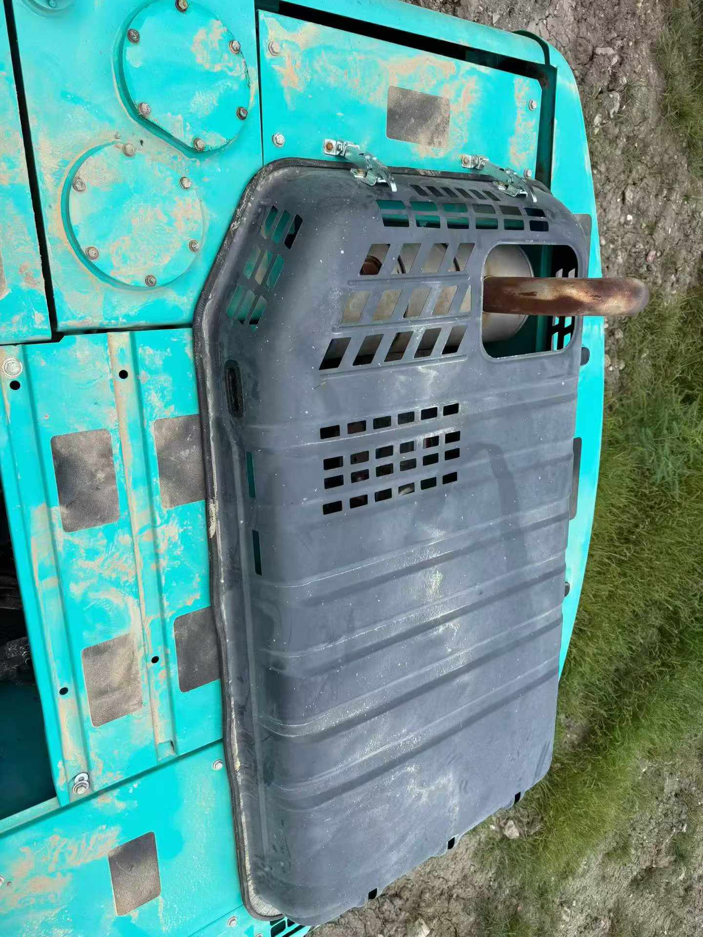 Buy Kobelco SK210 Used Excavator / 6