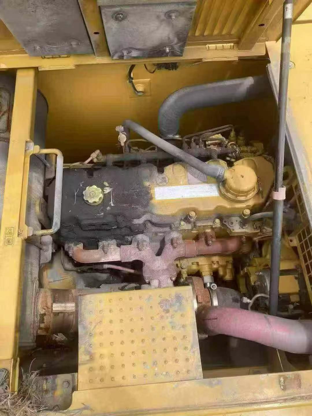 Compre Escavadeira Caterpillar 345B Usada / 3
