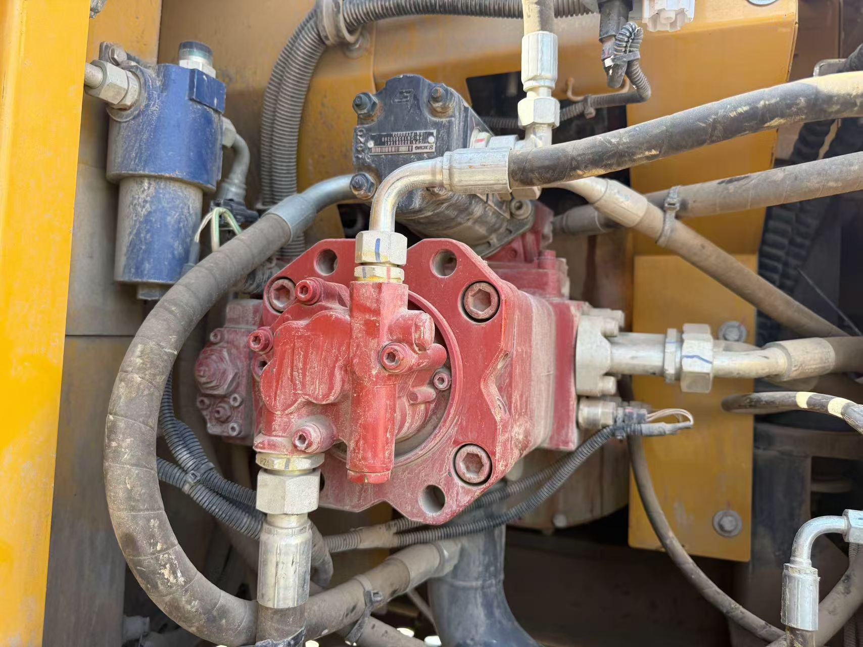 Compre Excavadora XCMG XE150 Usada / 6