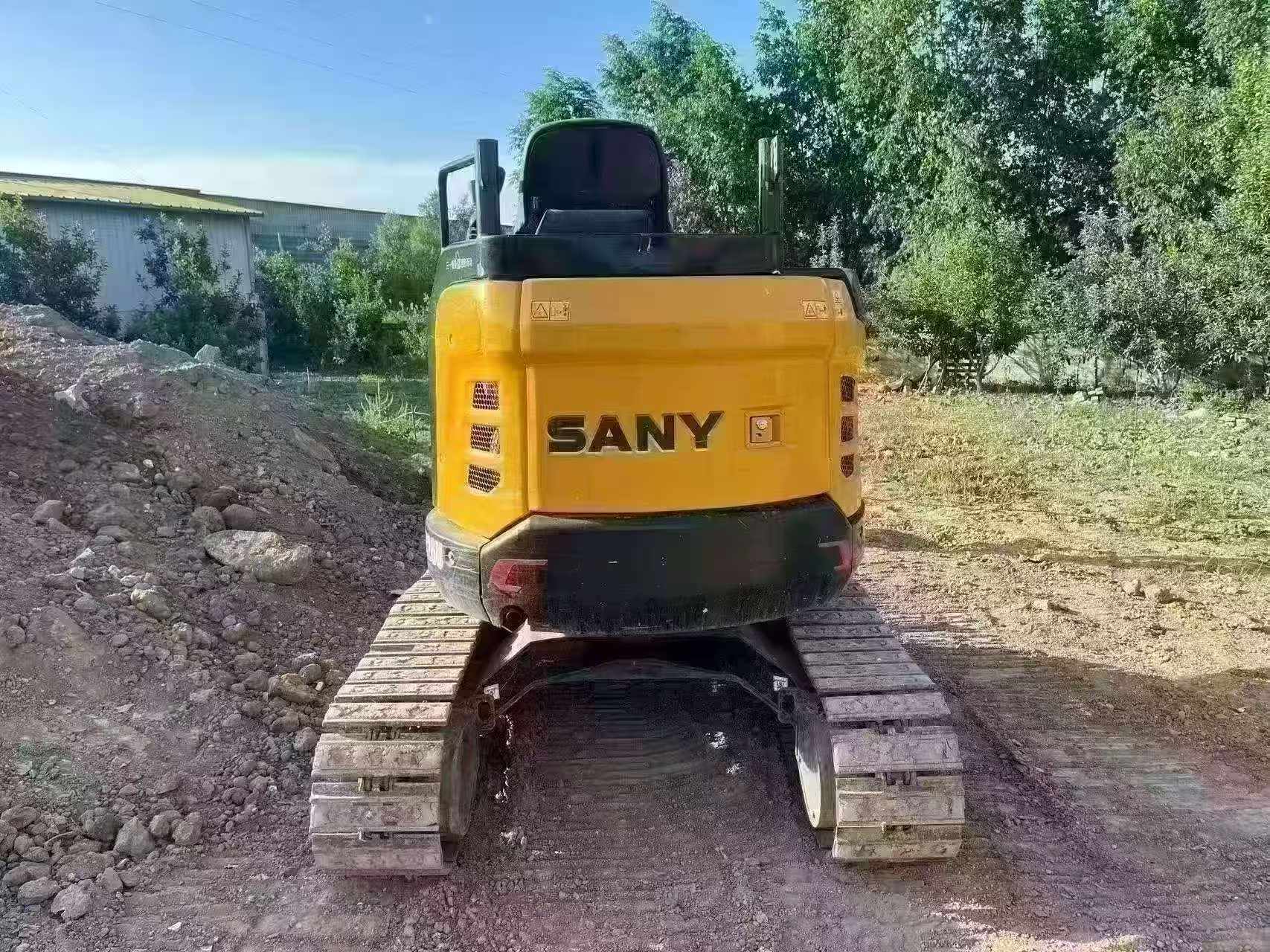 Buy Sany SY26U Used Excavator / 3