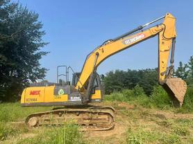 Buy XCMG XE215 Used Excavator / 4 Buy XCMG XE215 Used Excavator / 4
