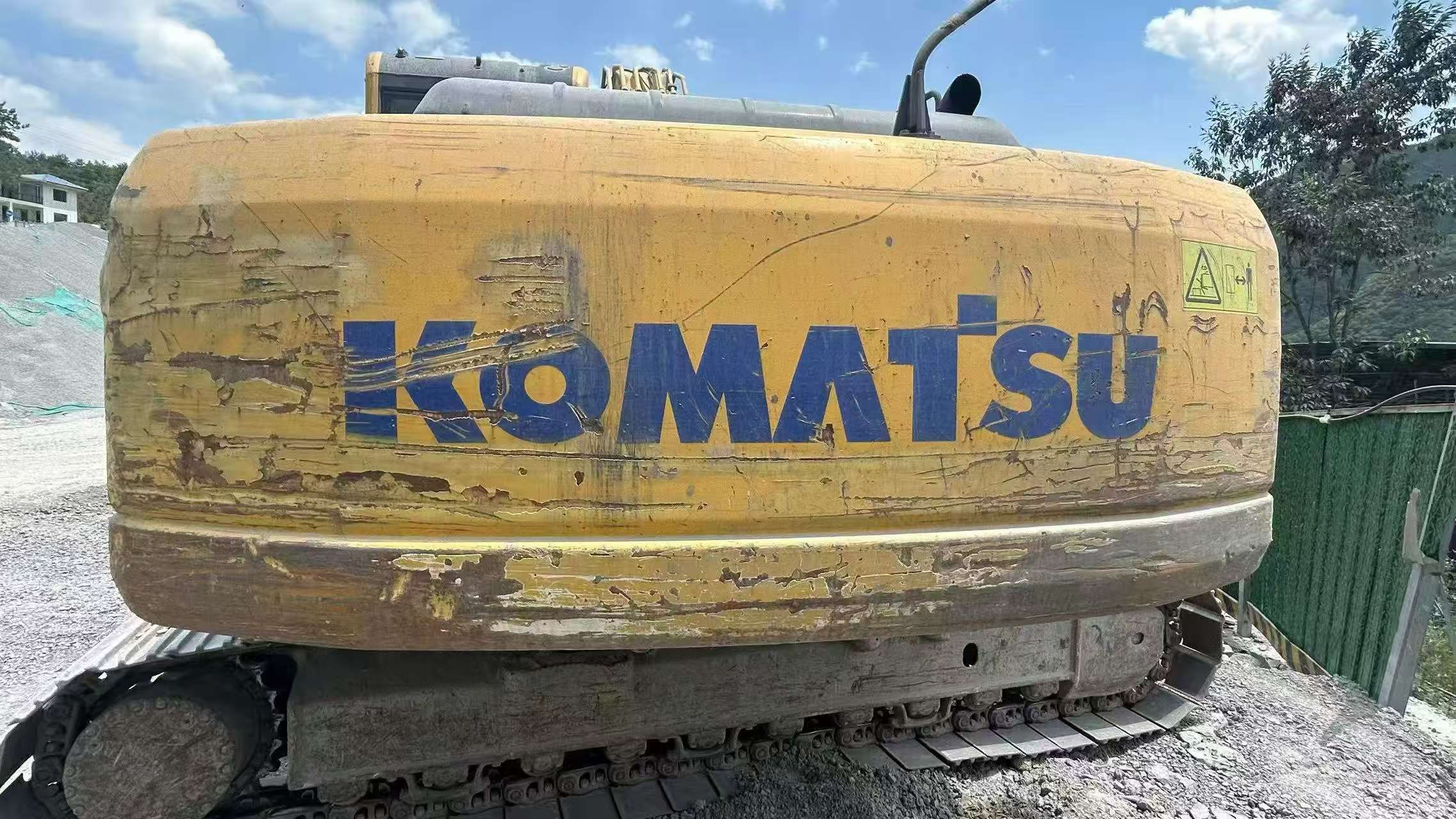 Compre Excavadora Komatsu PC240-6 Usada / 2 Compre Excavadora Komatsu PC240-6 Usada / 2