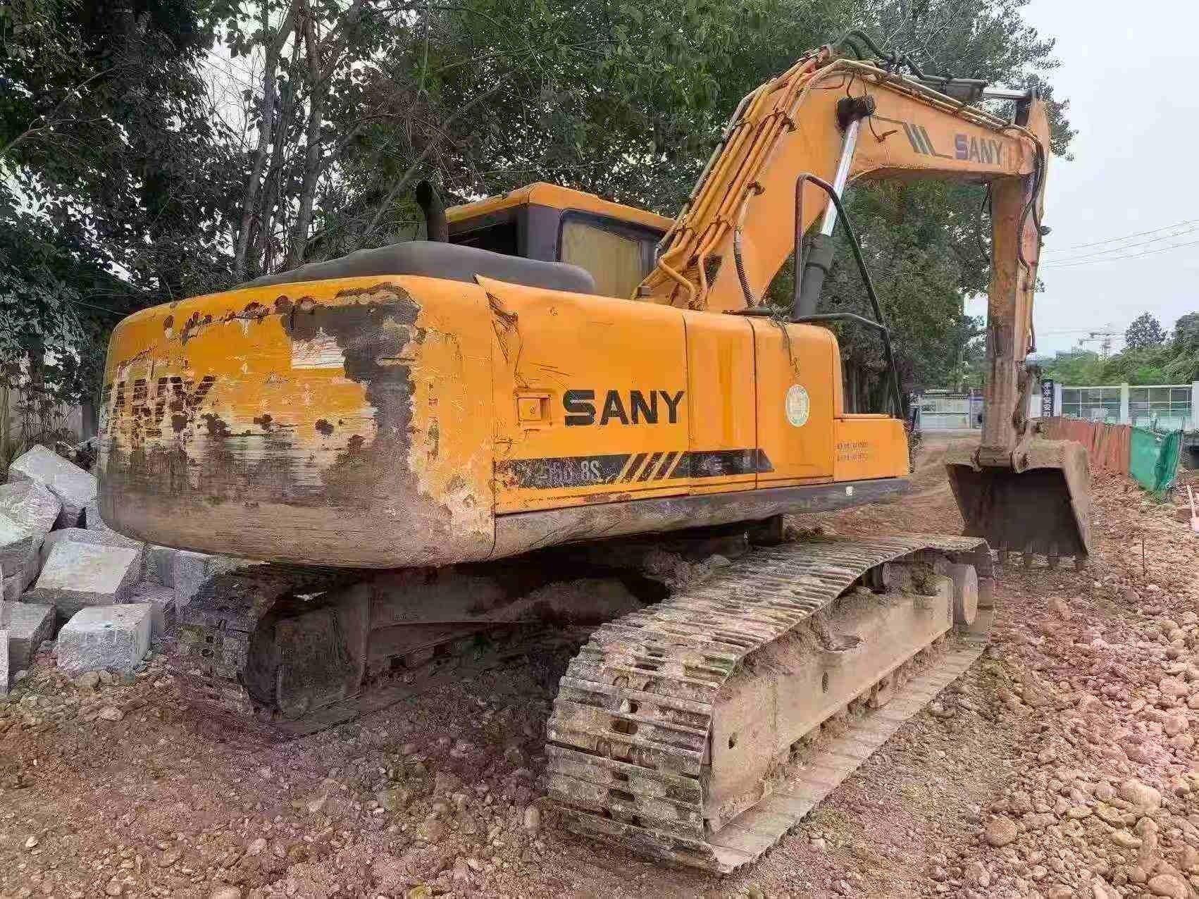 Купить Подержанный Экскаватор Sany SY215C / 4 Купить Подержанный Экскаватор Sany SY215C / 4