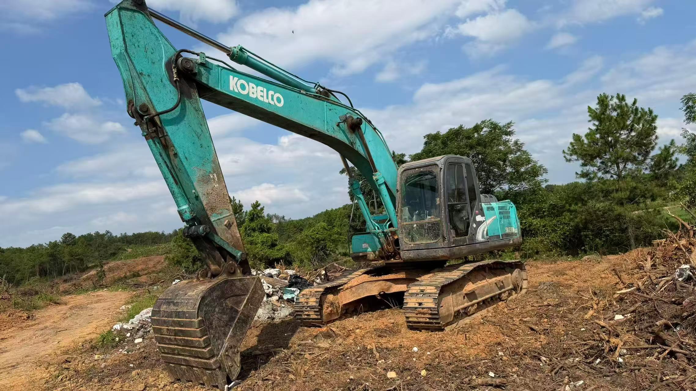 Buy Kobelco SK210-6 Used Excavator Buy Kobelco SK210-6 Used Excavator