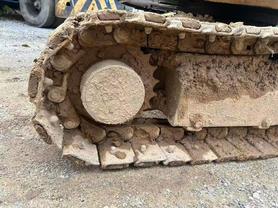 Buy Yanmar Vio30-2 Used Excavator / 8 Buy Yanmar Vio30-2 Used Excavator / 8
