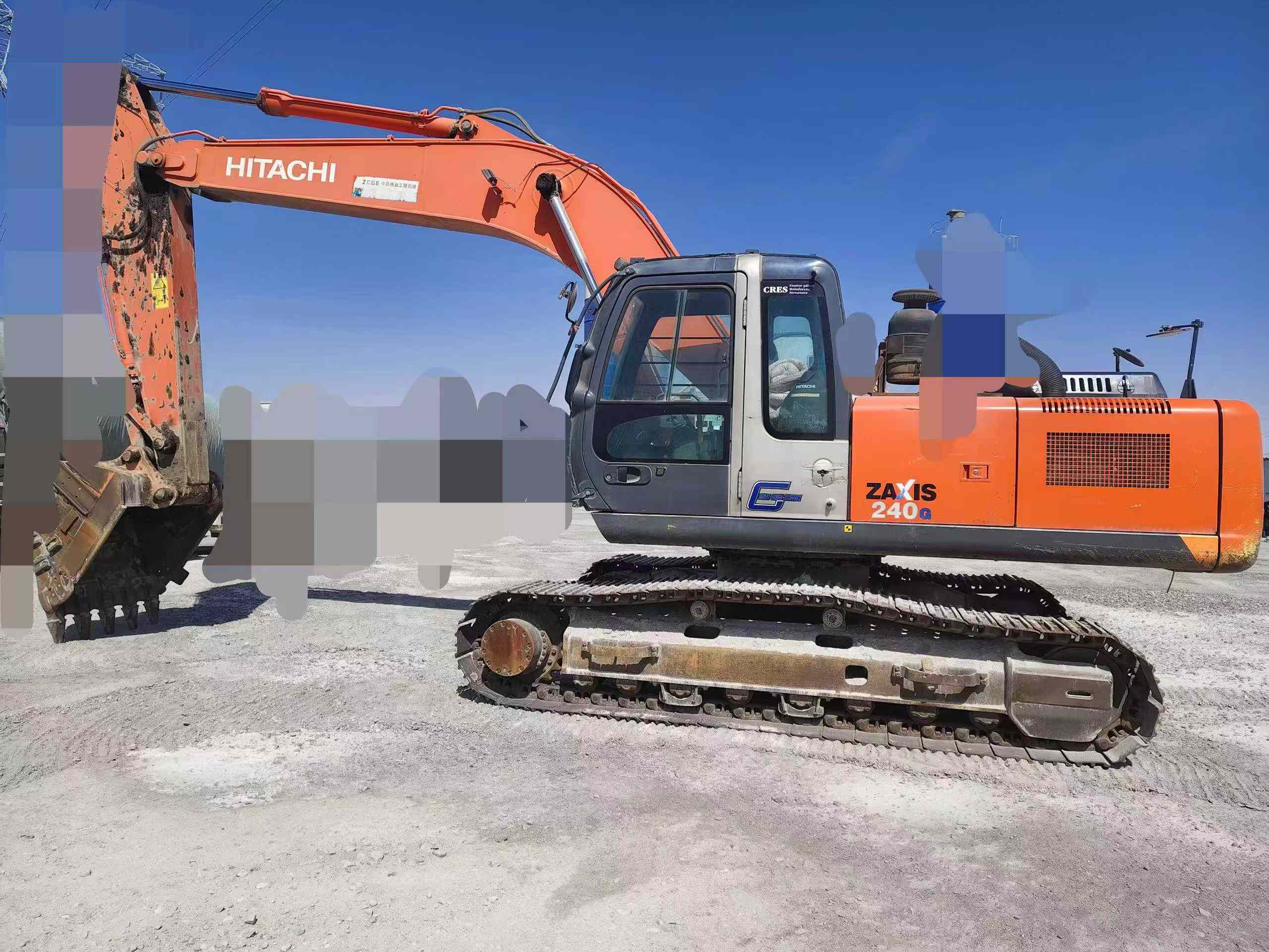 Comprar Hitachi ZX240-3G Usado Escavadeira