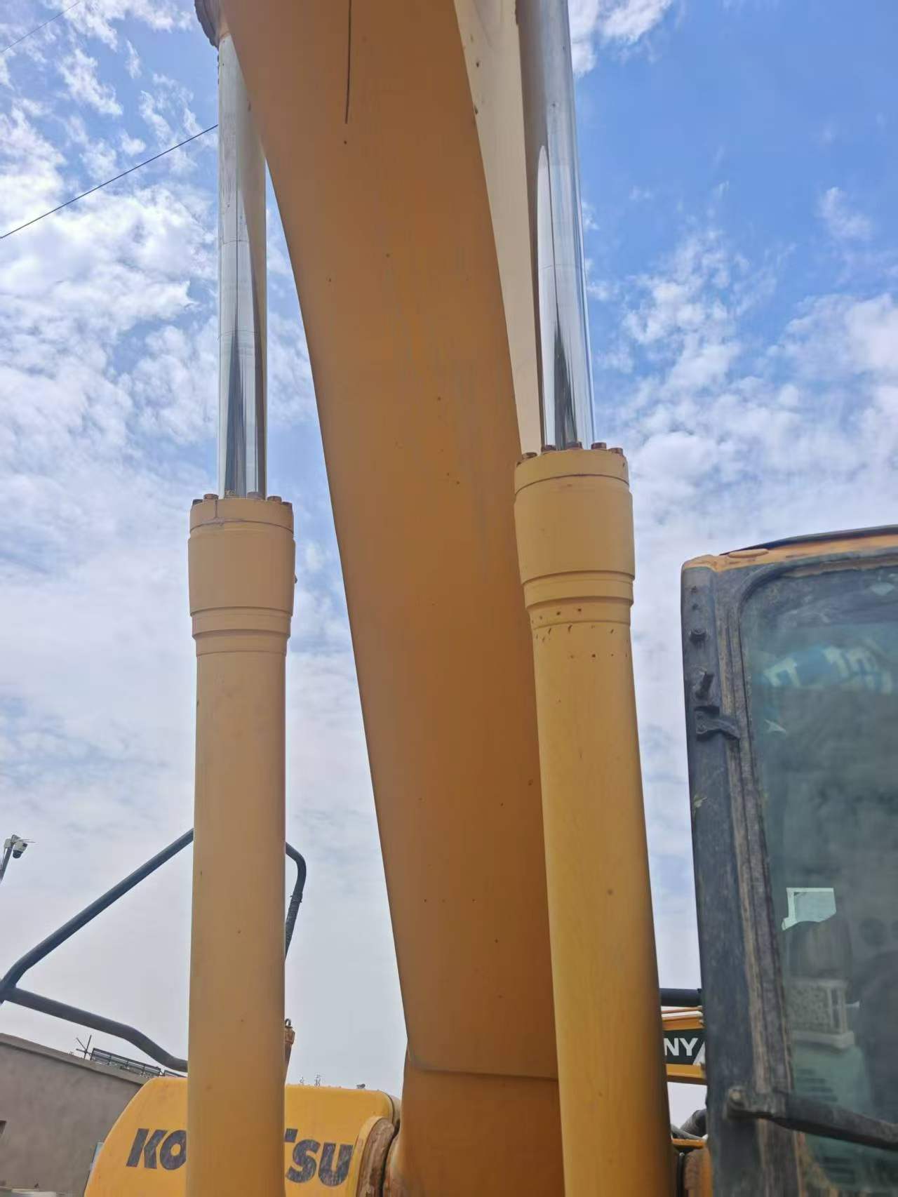 Compre Excavadora Komatsu PC240-6 Usada / 6 Compre Excavadora Komatsu PC240-6 Usada / 6