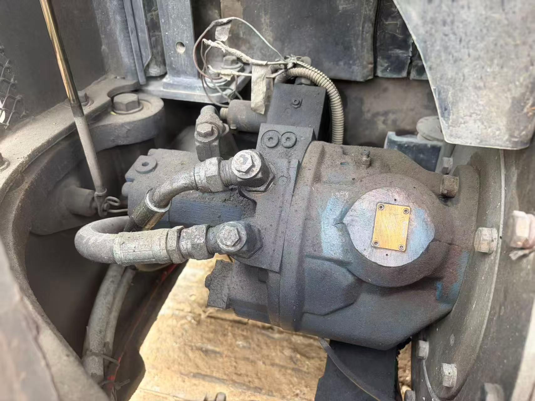 Compre Escavadeira Doosan DH60-7 Usada / 3 Compre Escavadeira Doosan DH60-7 Usada / 3