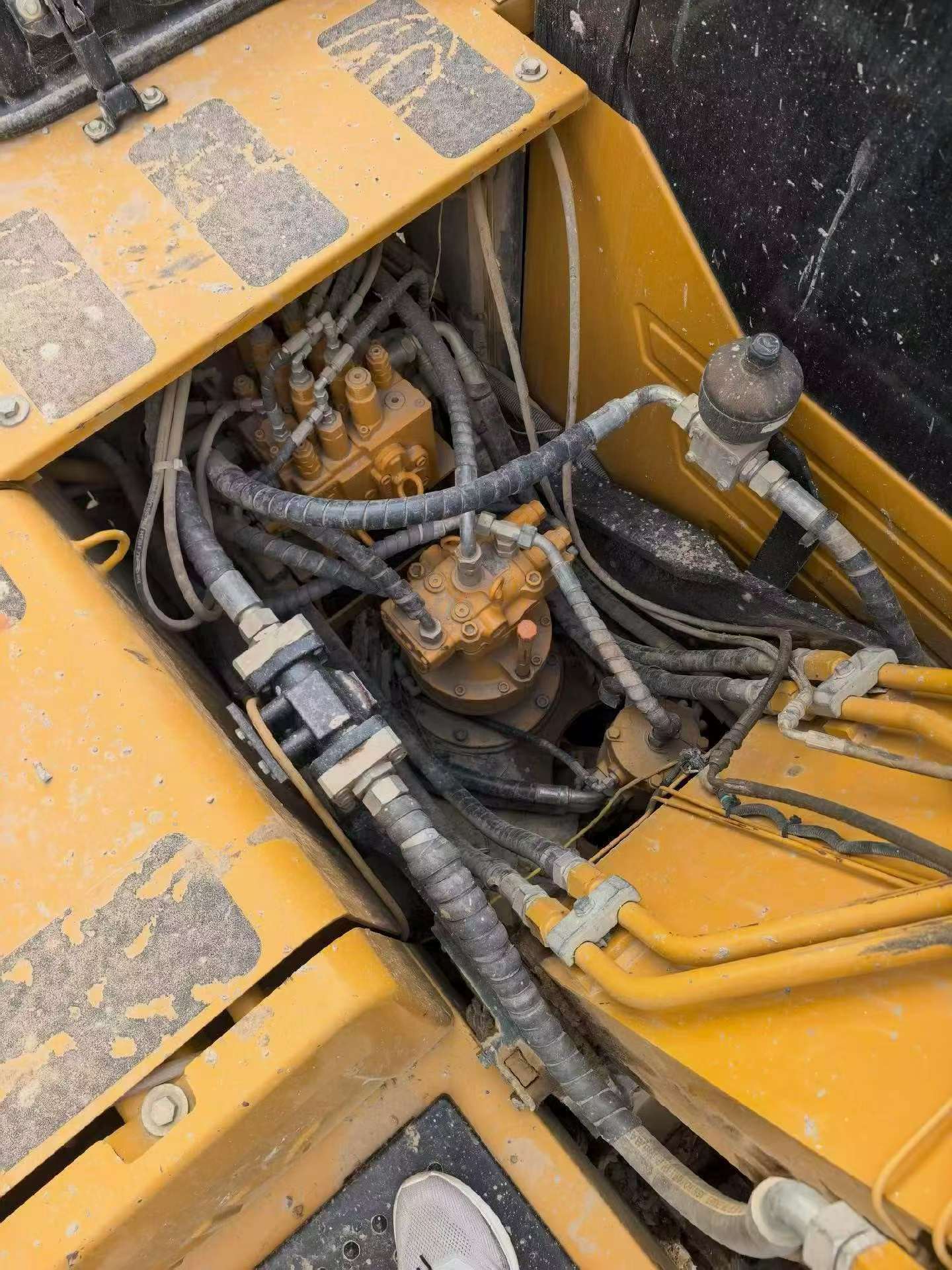 Buy Sany SY155C Used Excavator / 8 Buy Sany SY155C Used Excavator / 8