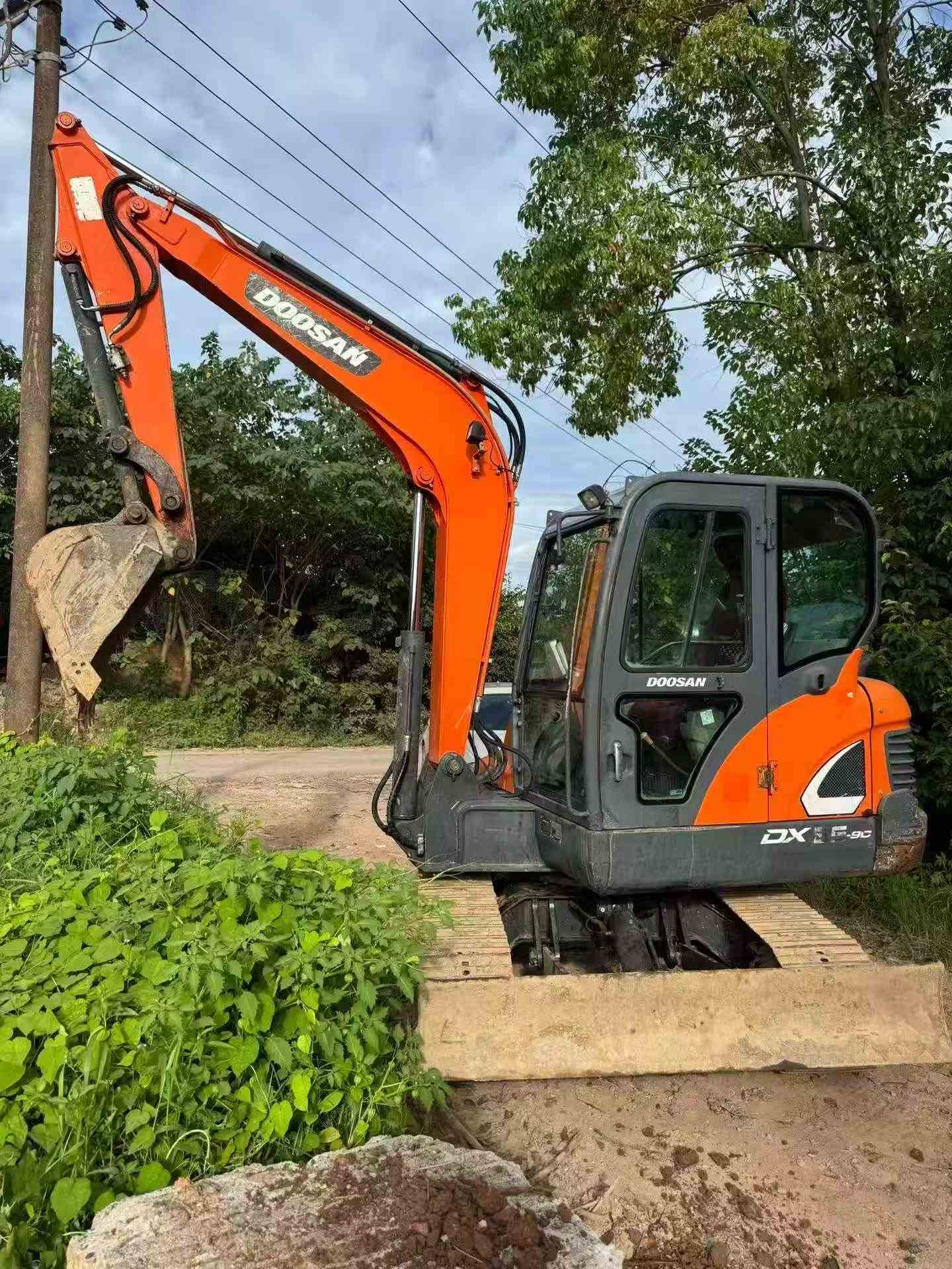 Comprar Doosan DX55-9CN Usado Excavadora