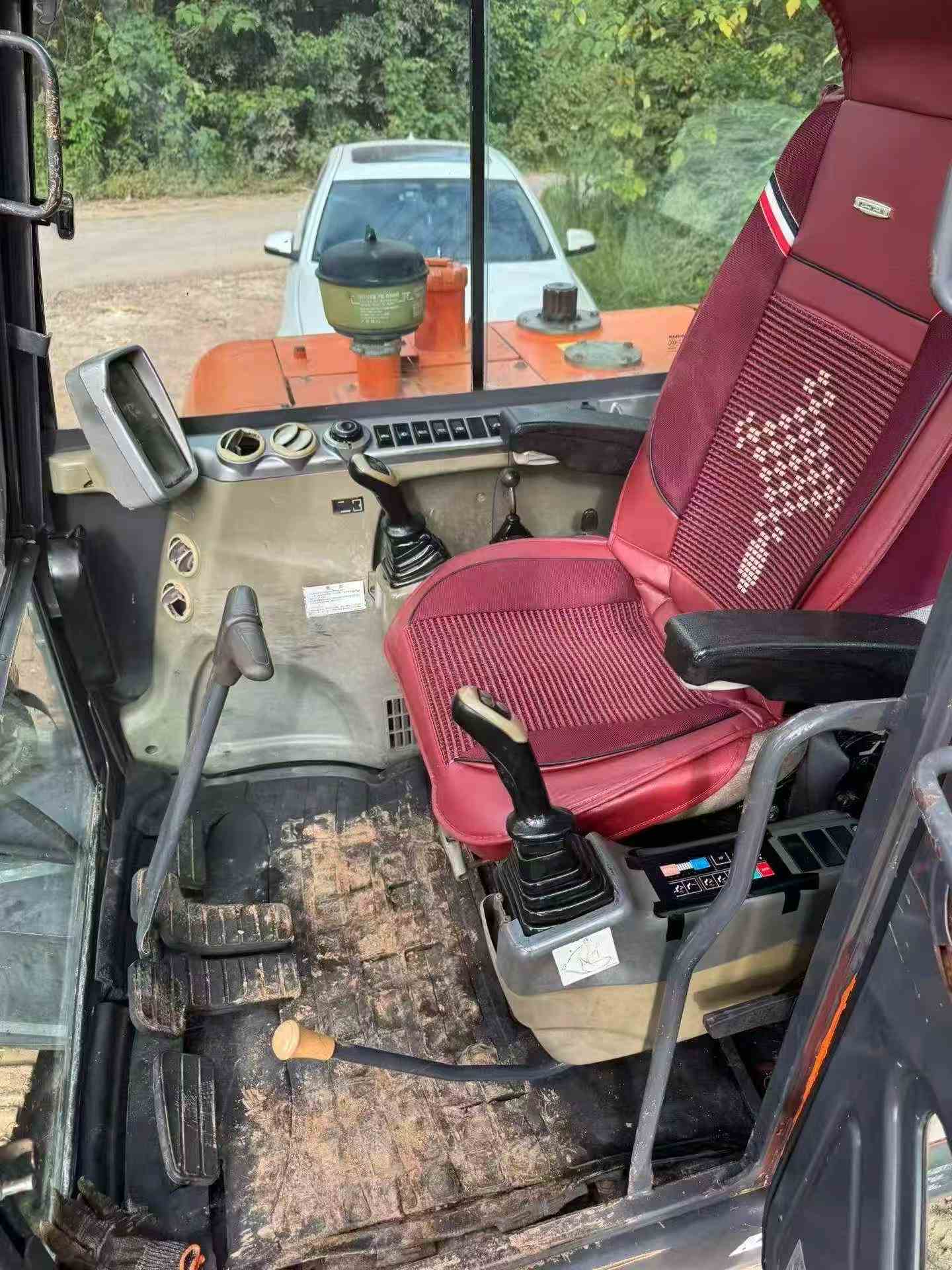 Купить Подержанный Экскаватор Doosan DX55-9CN / 2 Купить Подержанный Экскаватор Doosan DX55-9CN / 2