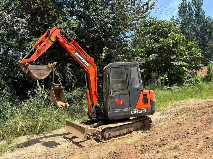 Buy Doosan DH35 Used Excavator / 3
