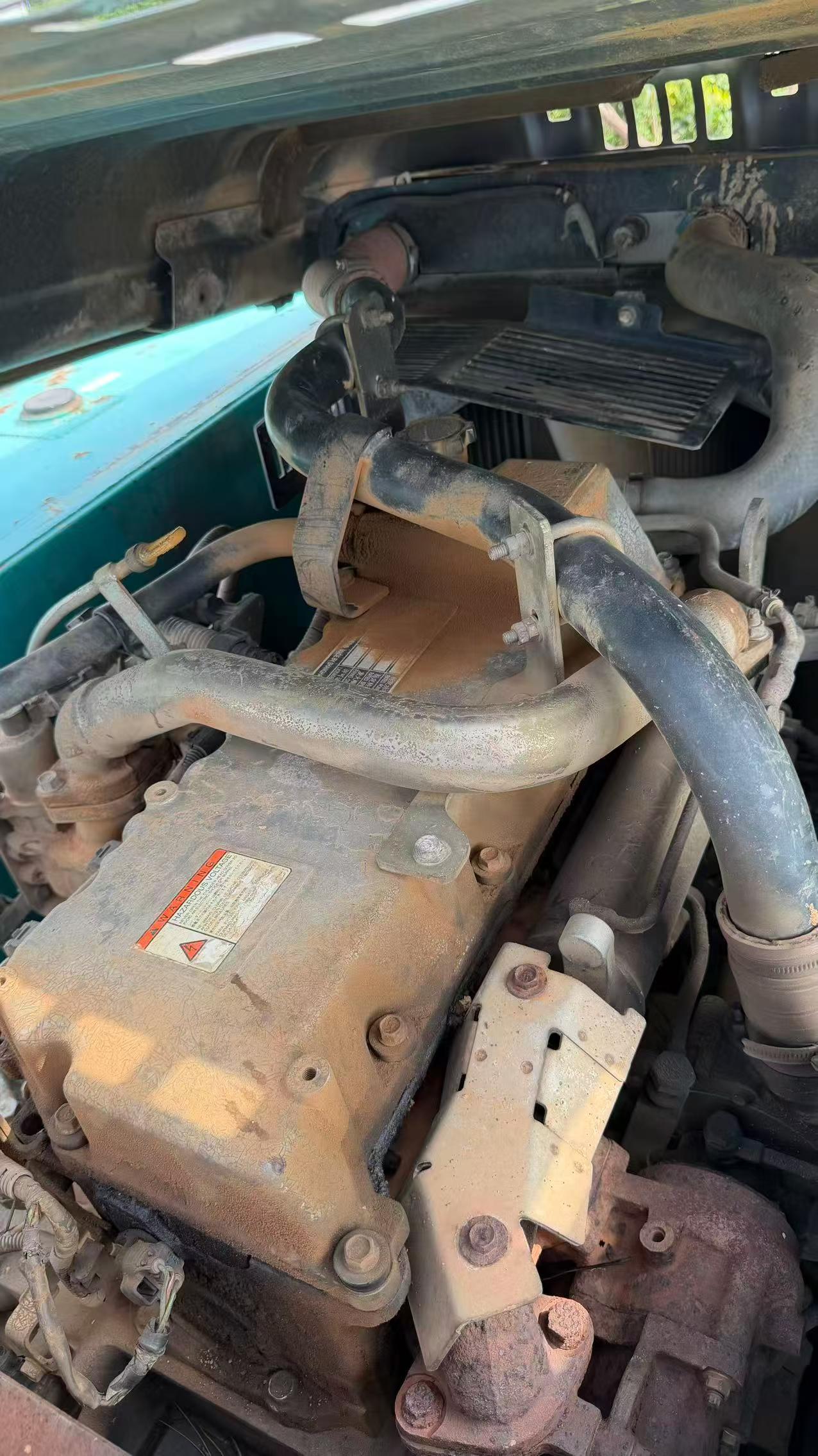 شراء حفارة Kobelco SK210-6 مستعملة / 4