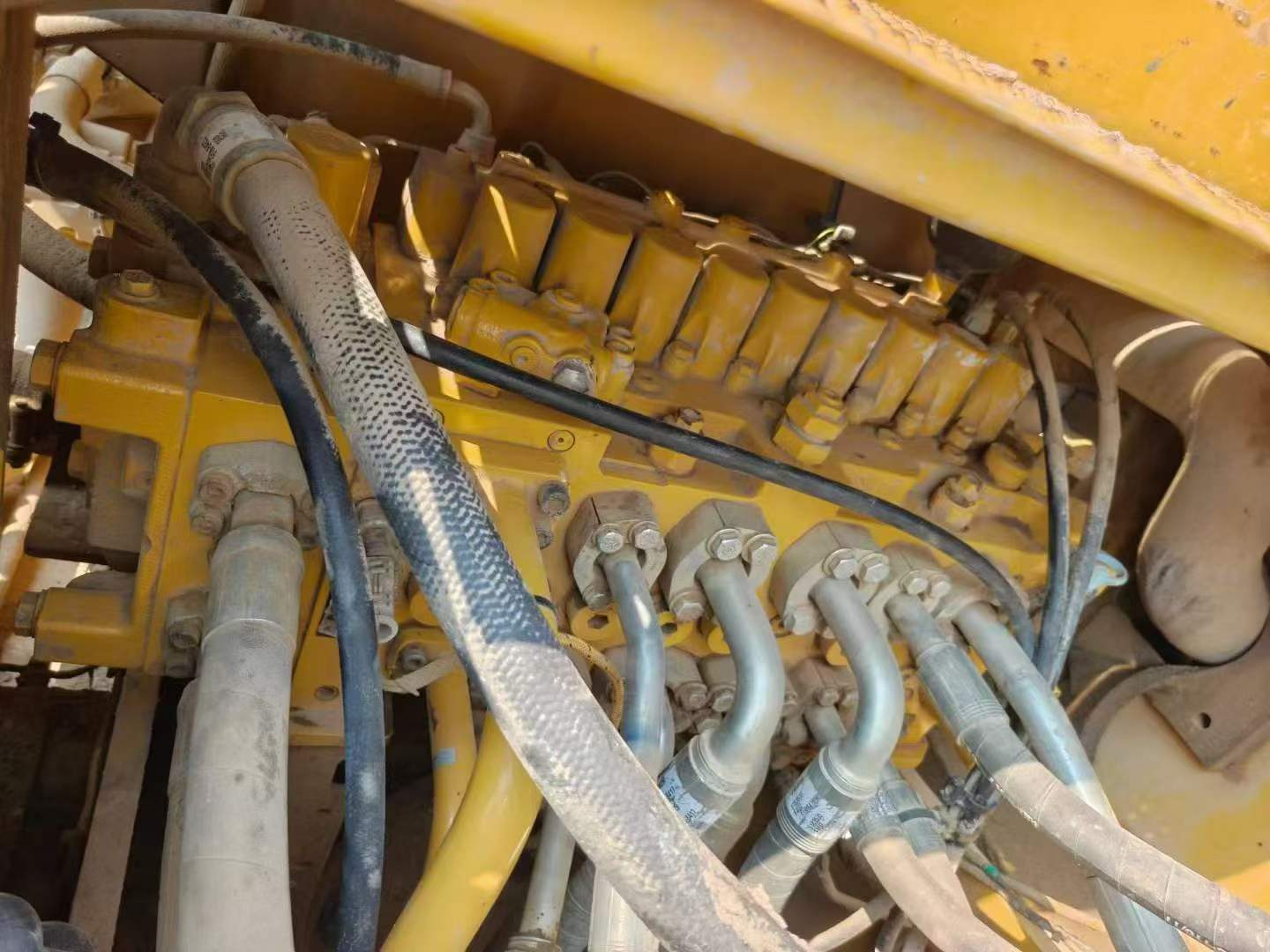 Buy Caterpillar 320A Used Excavator / 5 Buy Caterpillar 320A Used Excavator / 5
