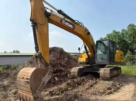 Buy XCMG XE205DA Used Excavator / 4 Buy XCMG XE205DA Used Excavator / 4