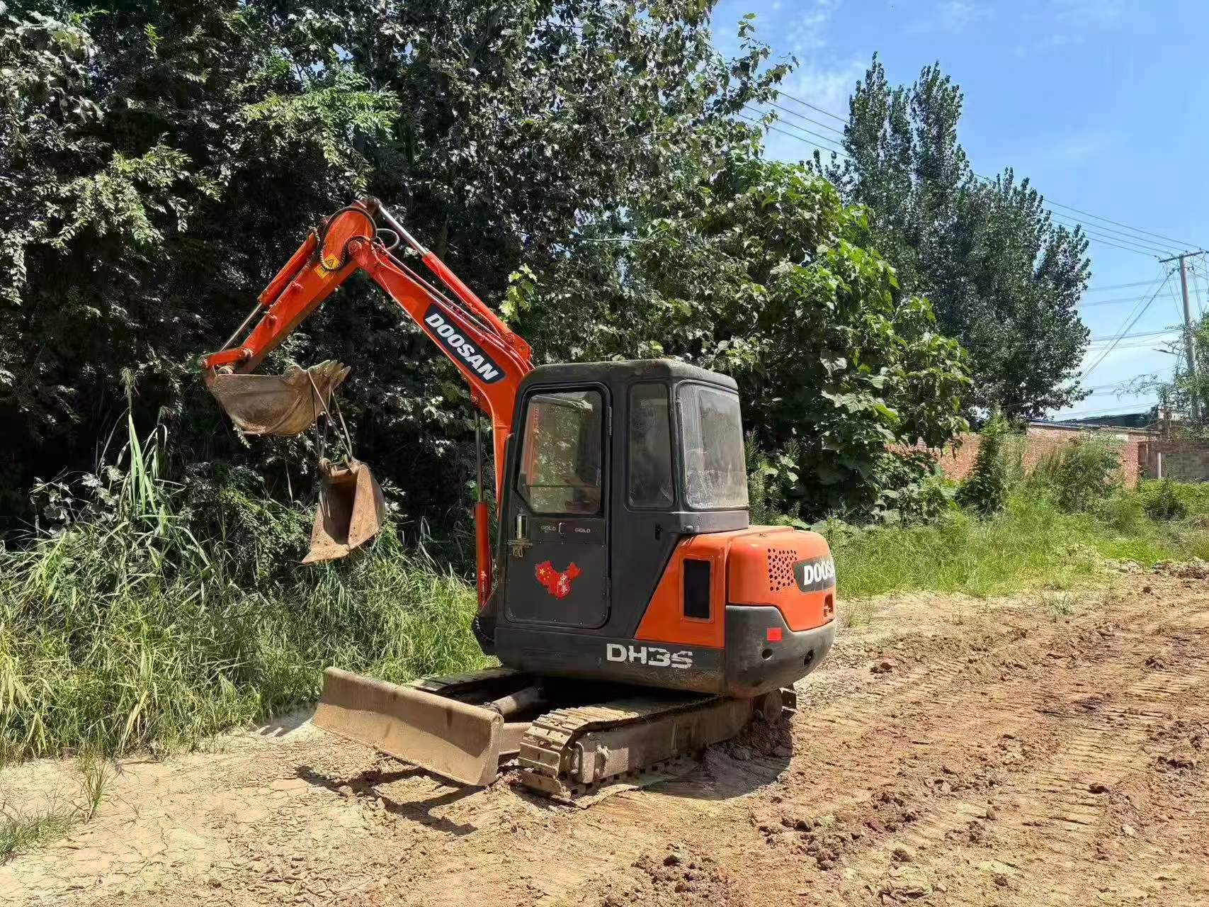 Buy Doosan DH35 Used Excavator / 9