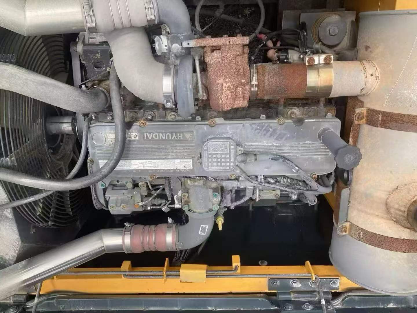 شراء حفارة Hyundai R385LVS مستعملة / 4