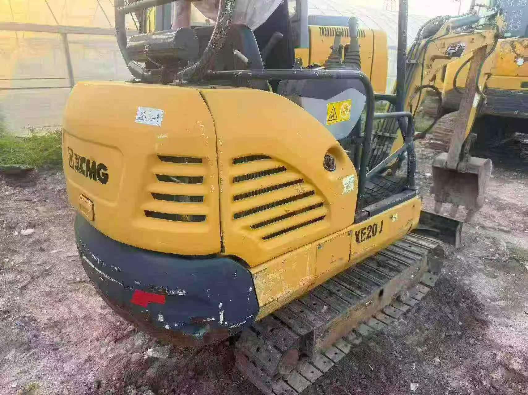 Купить XCMG ZL20E(D) Подержанный Экскаватор Купить XCMG ZL20E(D) Подержанный Экскаватор