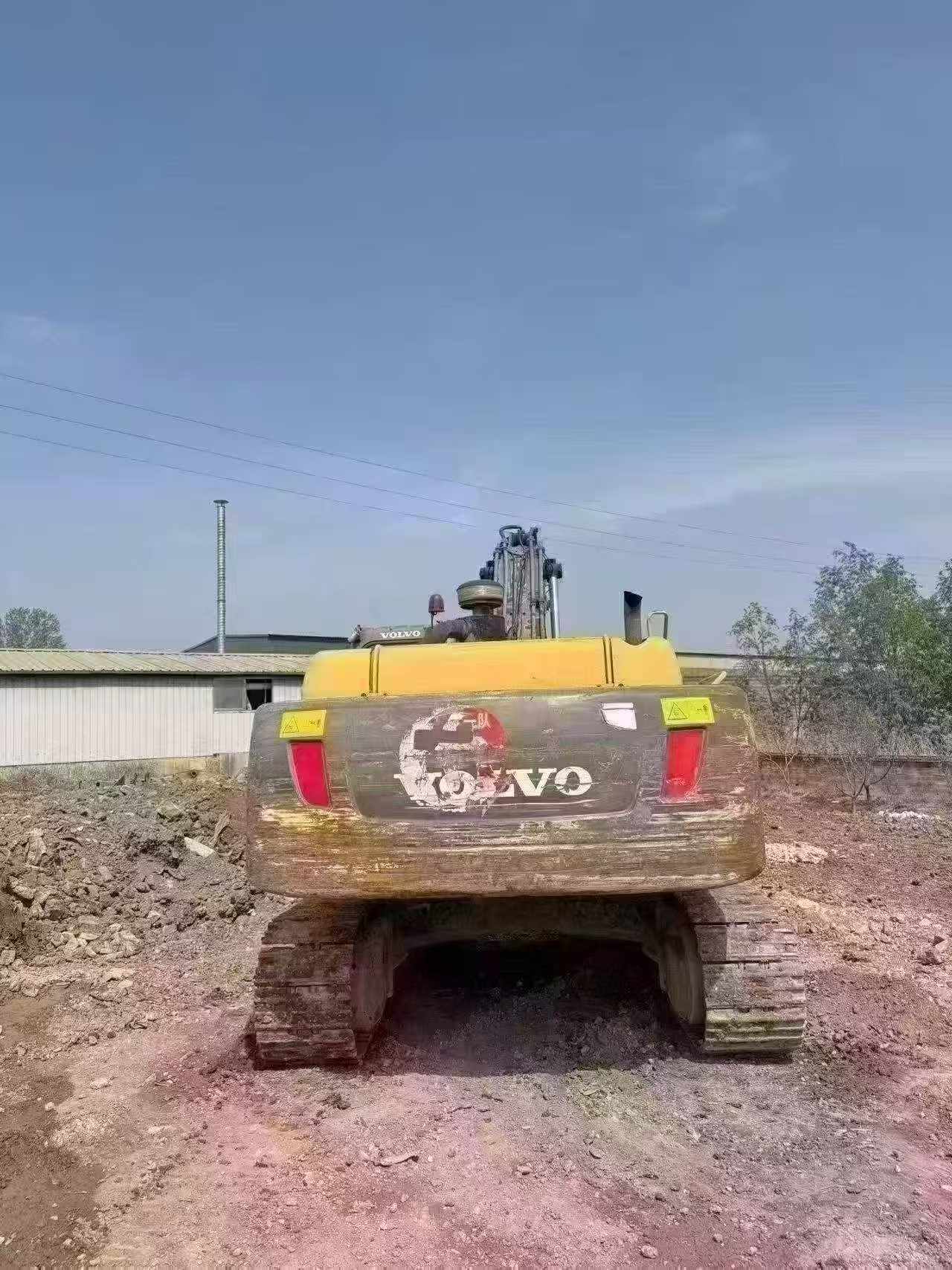 شراء حفارة Volvo EC360BL مستعملة / 4