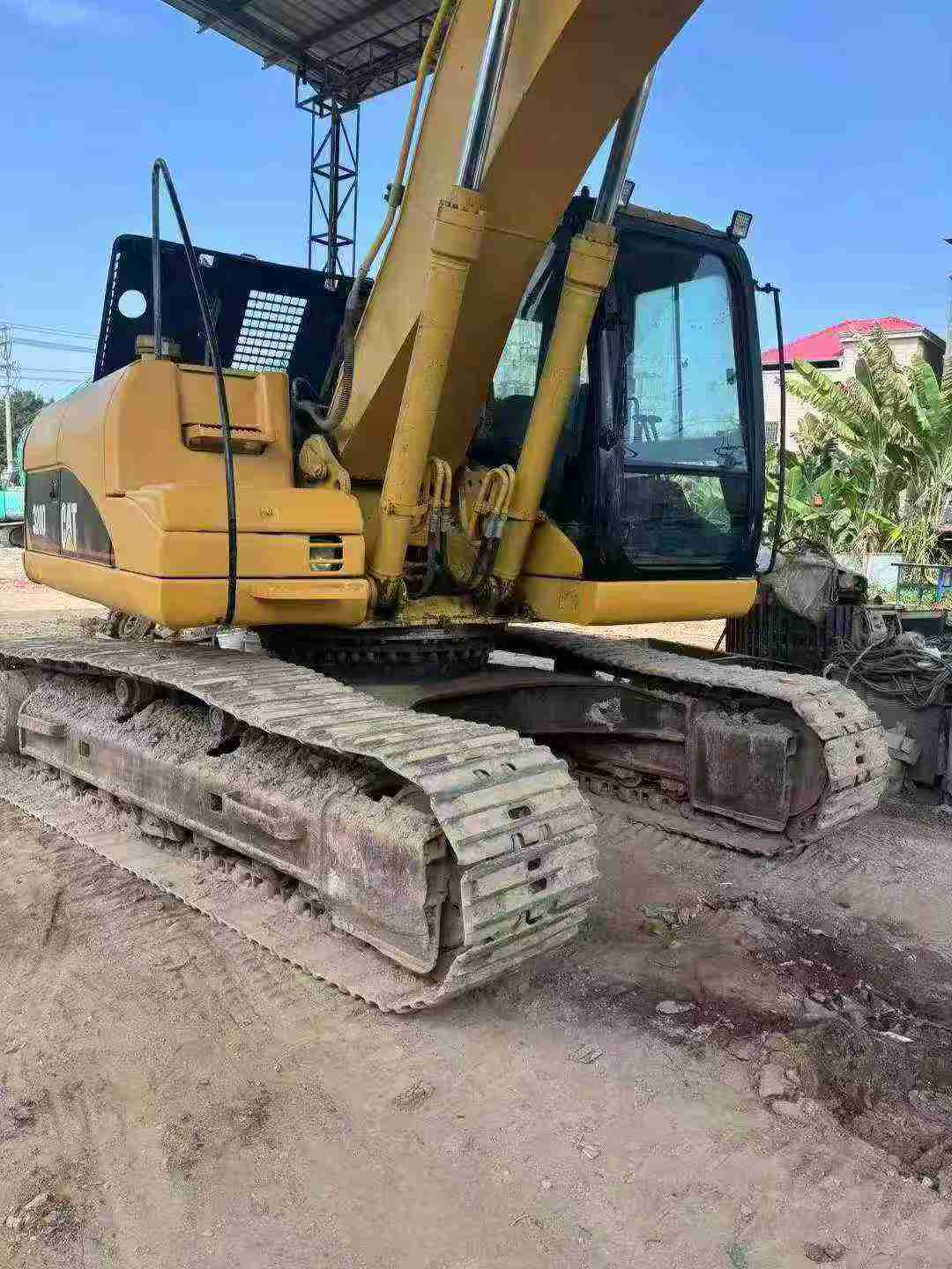 Buy Caterpillar 320A Used Excavator / 3 Buy Caterpillar 320A Used Excavator / 3
