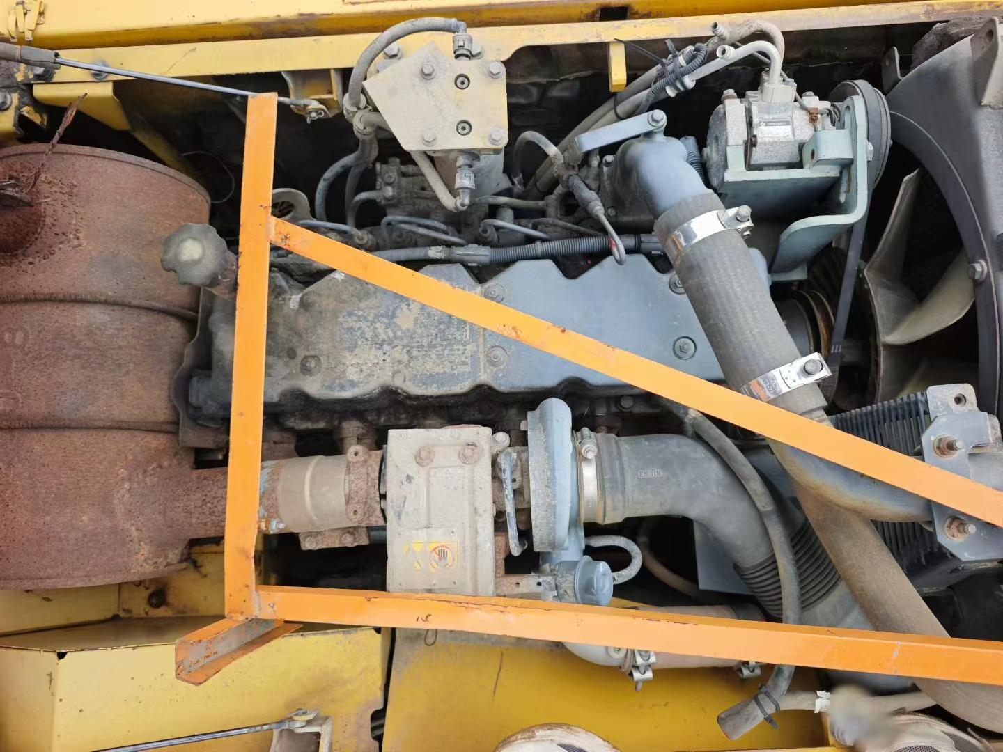 Acheter Pelle Komatsu PC220-8 d'occasion / 4