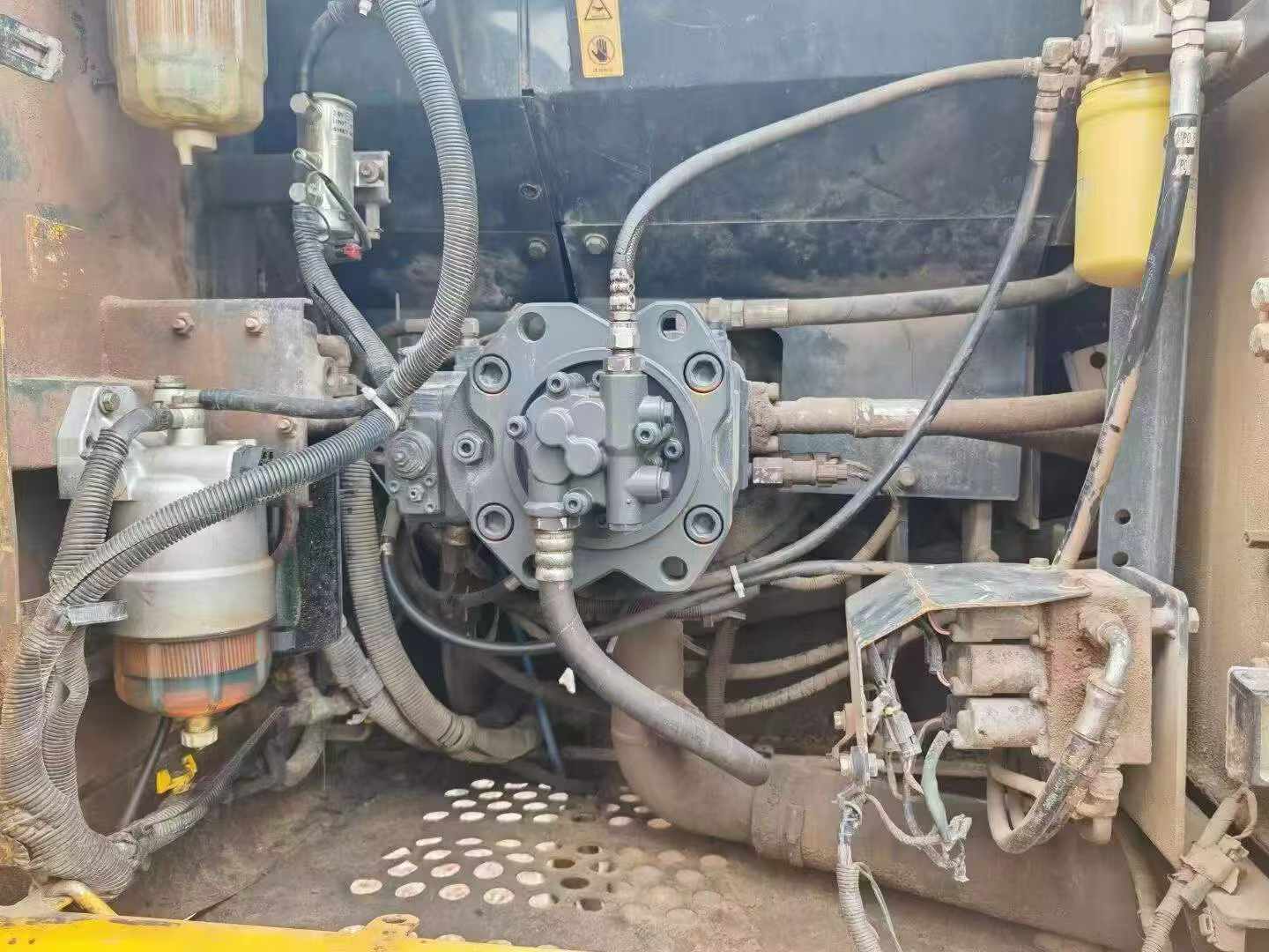 شراء حفارة Case CX210 مستعملة / 6