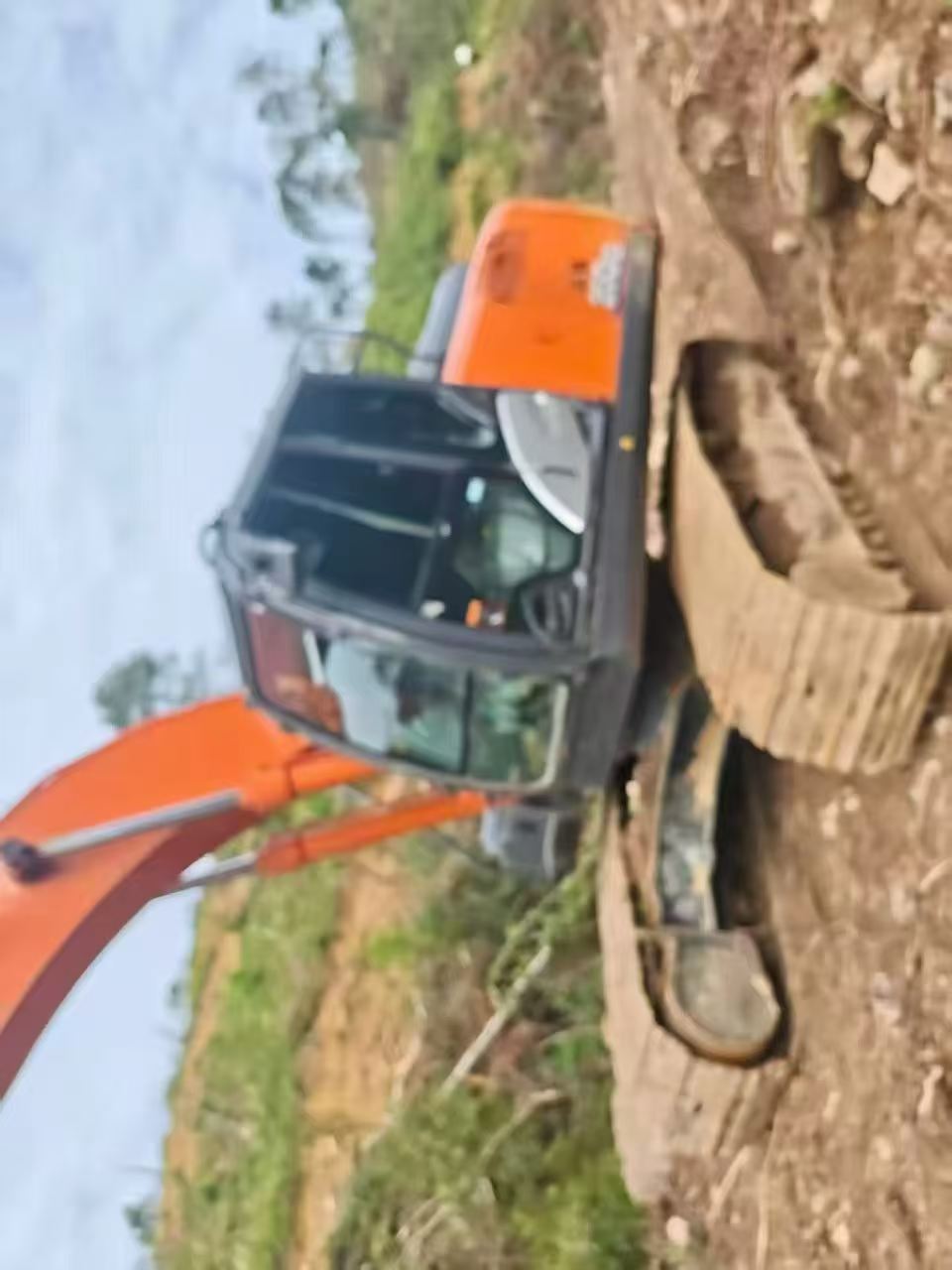 Buy Hitachi ZX200-6 Used Excavator / 3