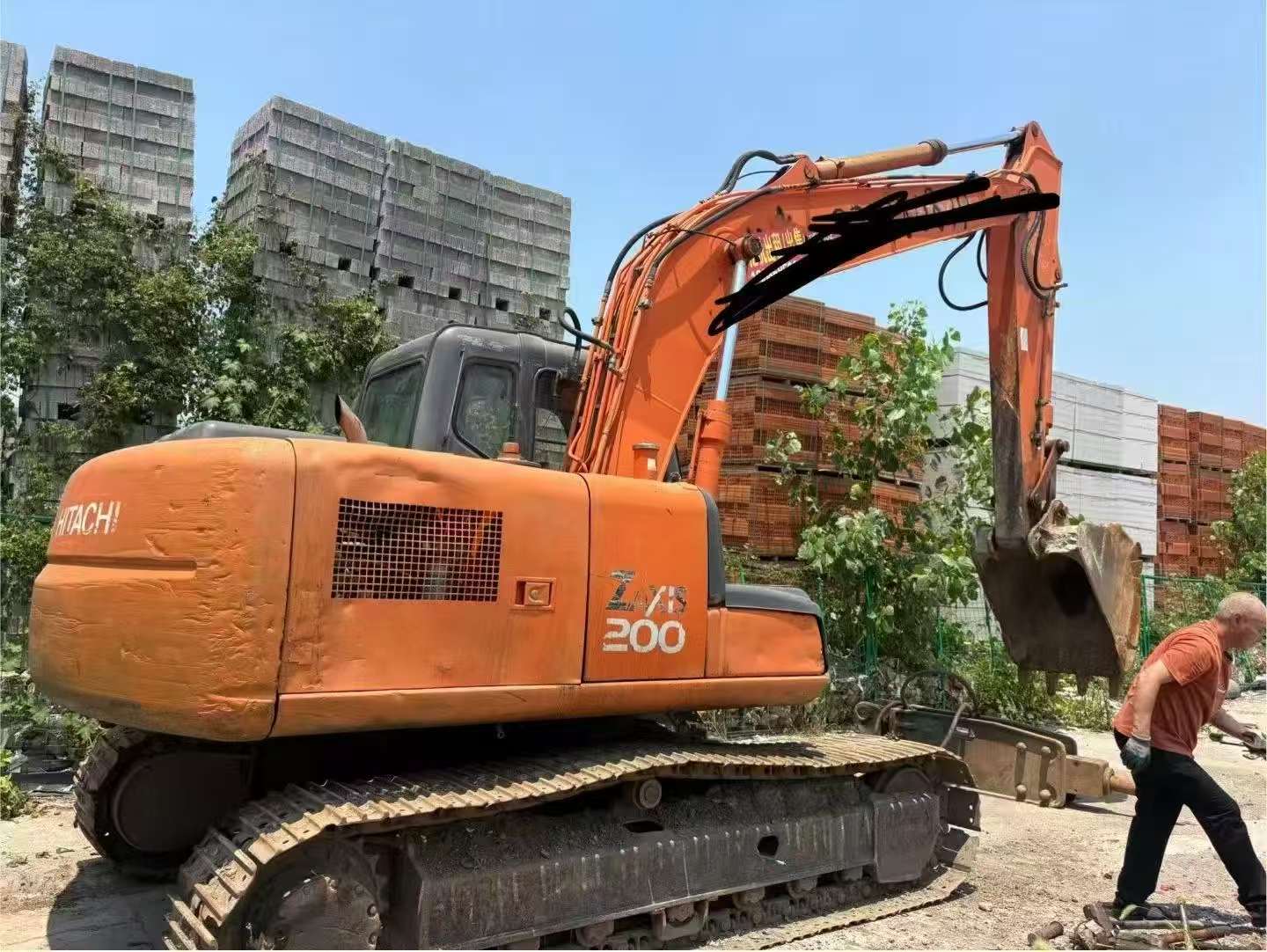 Buy Hitachi EX120-6 Used Excavator