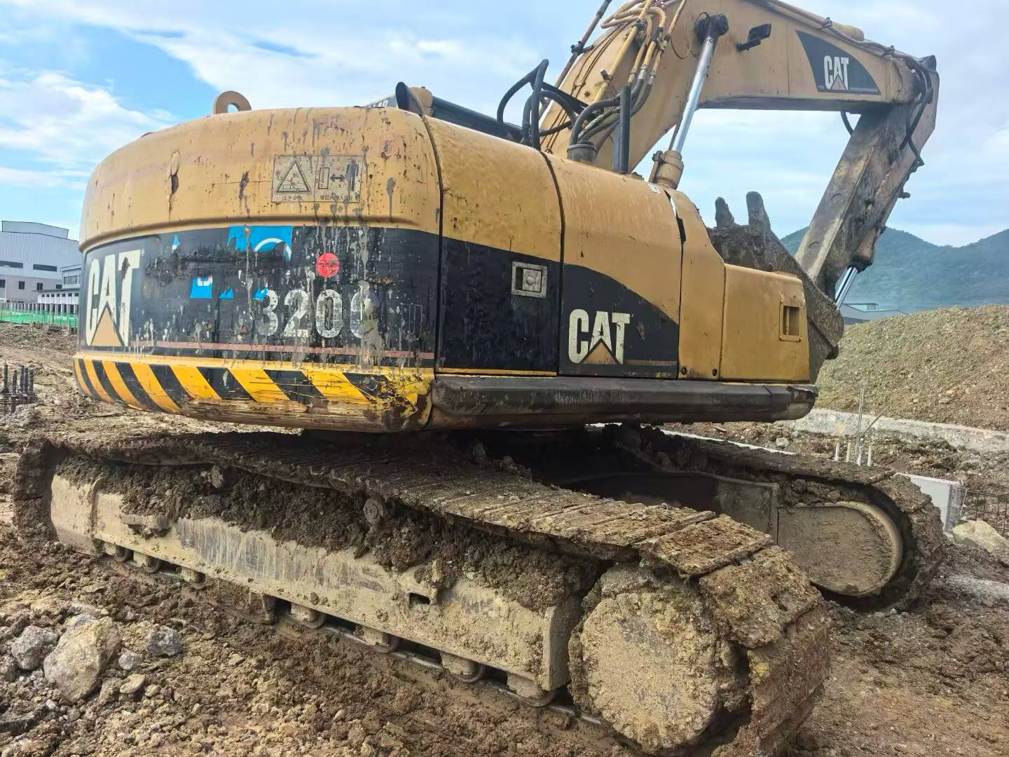 Comprar Caterpillar 320CU Usado Escavadeira Comprar Caterpillar 320CU Usado Escavadeira