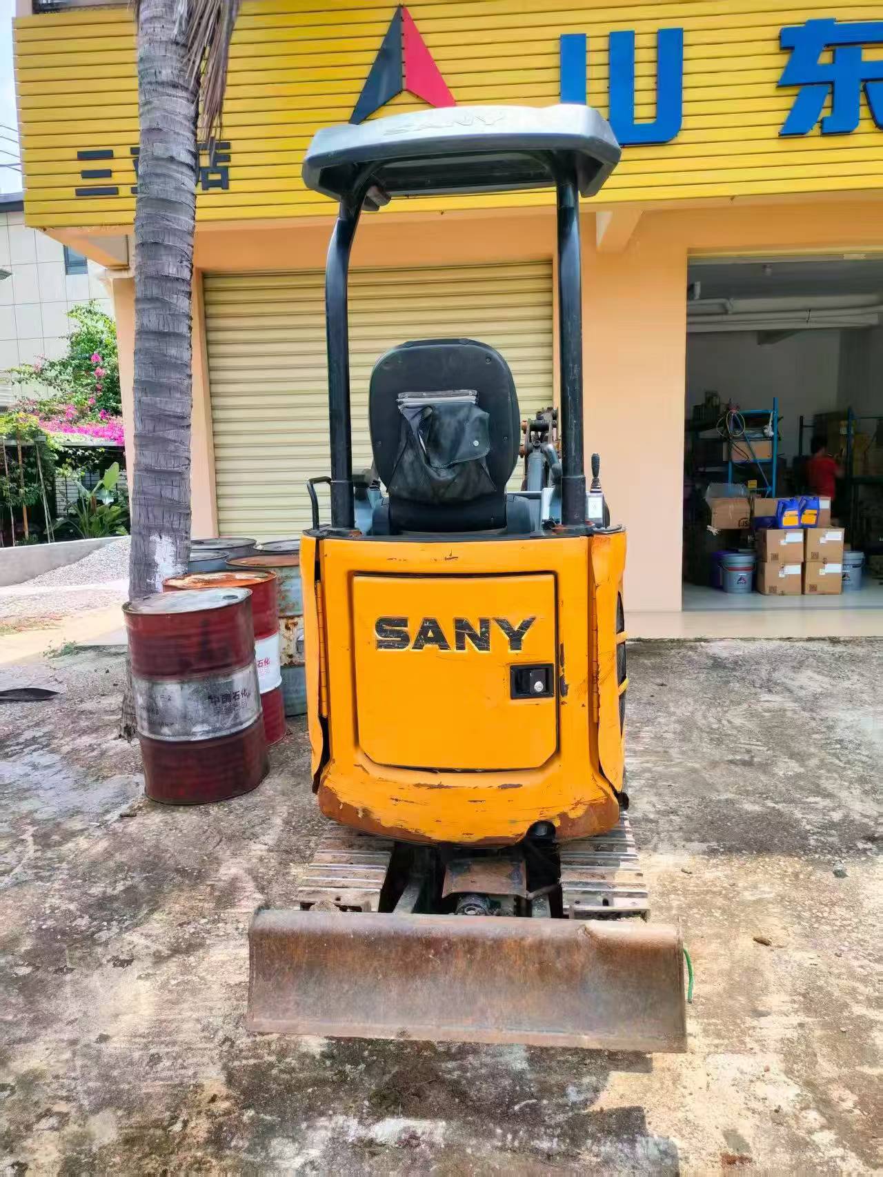 Compre Excavadora Sany SY18U Usada / 4 Compre Excavadora Sany SY18U Usada / 4