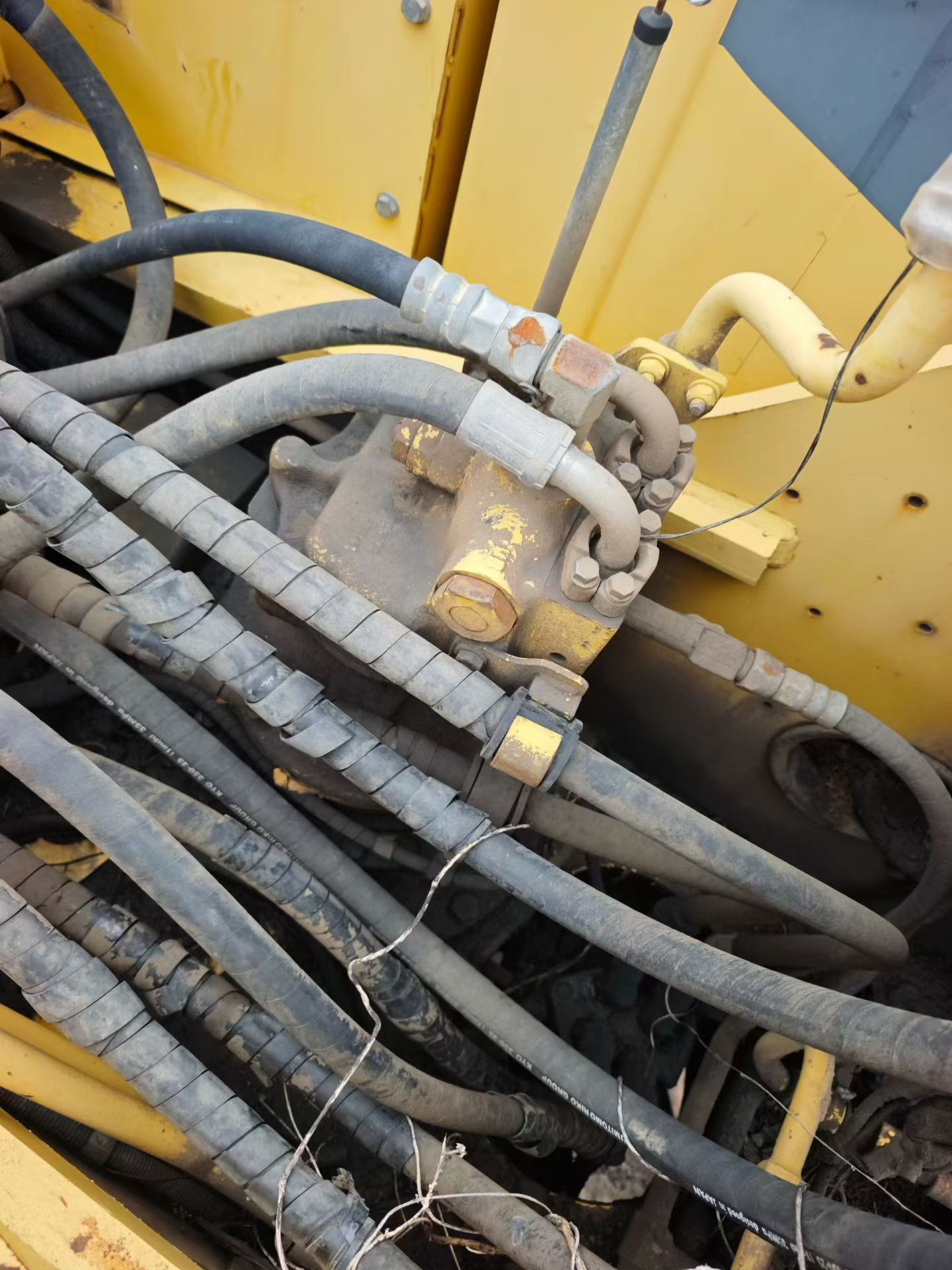 Acheter Pelle Komatsu PC220-8 d'occasion / 6