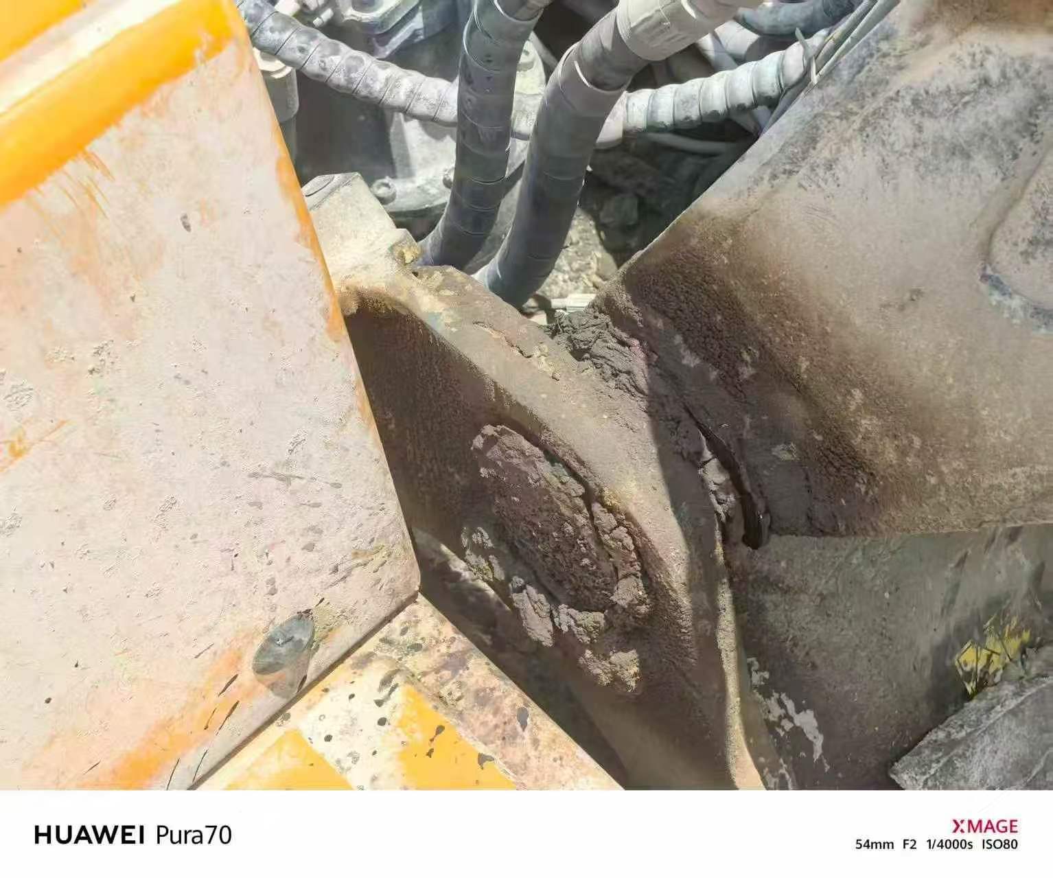 شراء حفارة Hyundai R130W مستعملة / 7