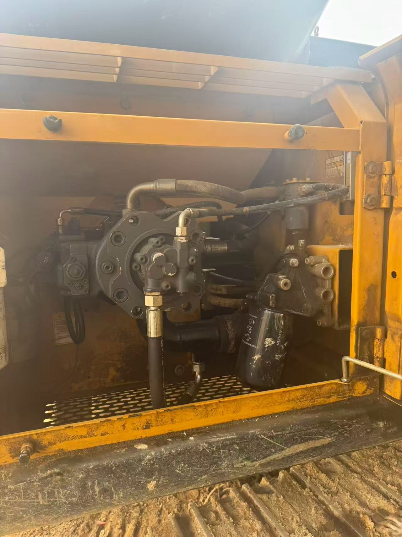 Compre Excavadora Sany SY205C Usada / 3