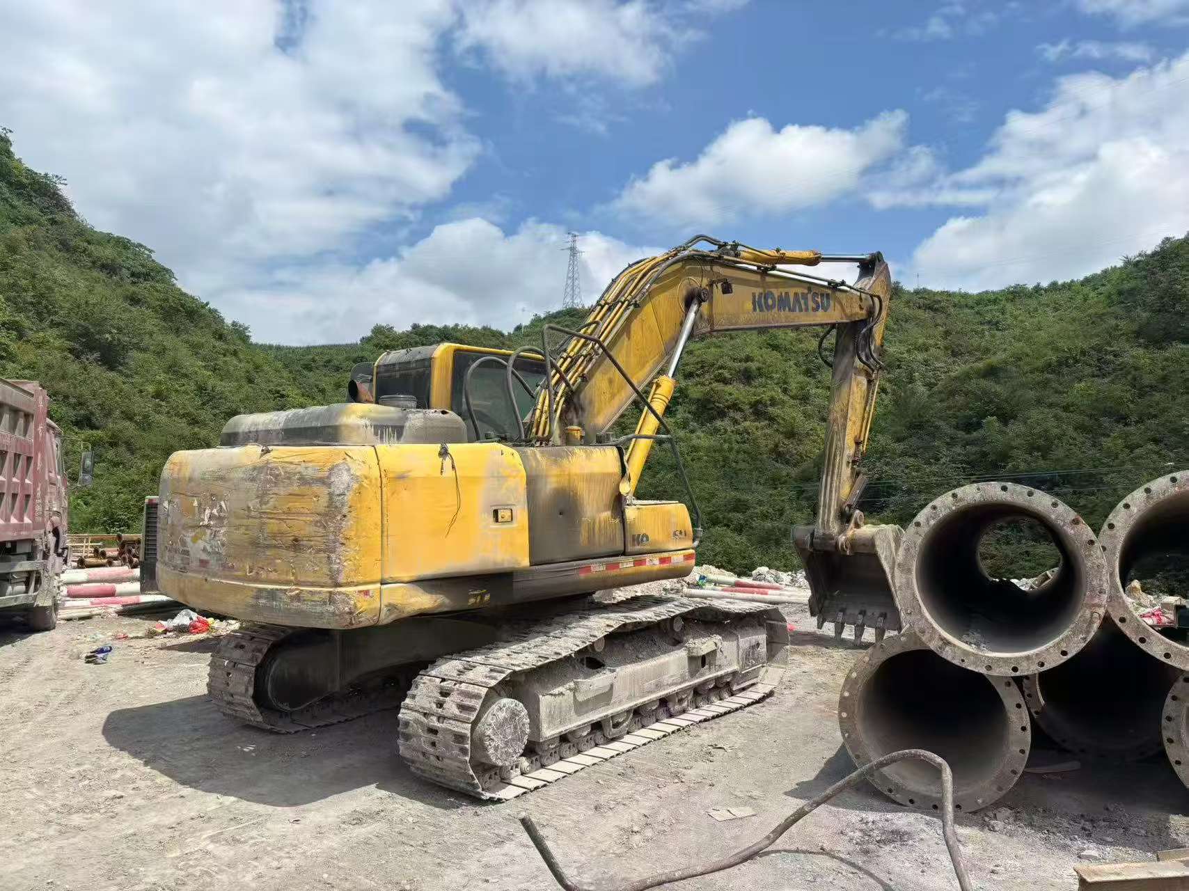 Buy Komatsu PC200-1 Used Excavator