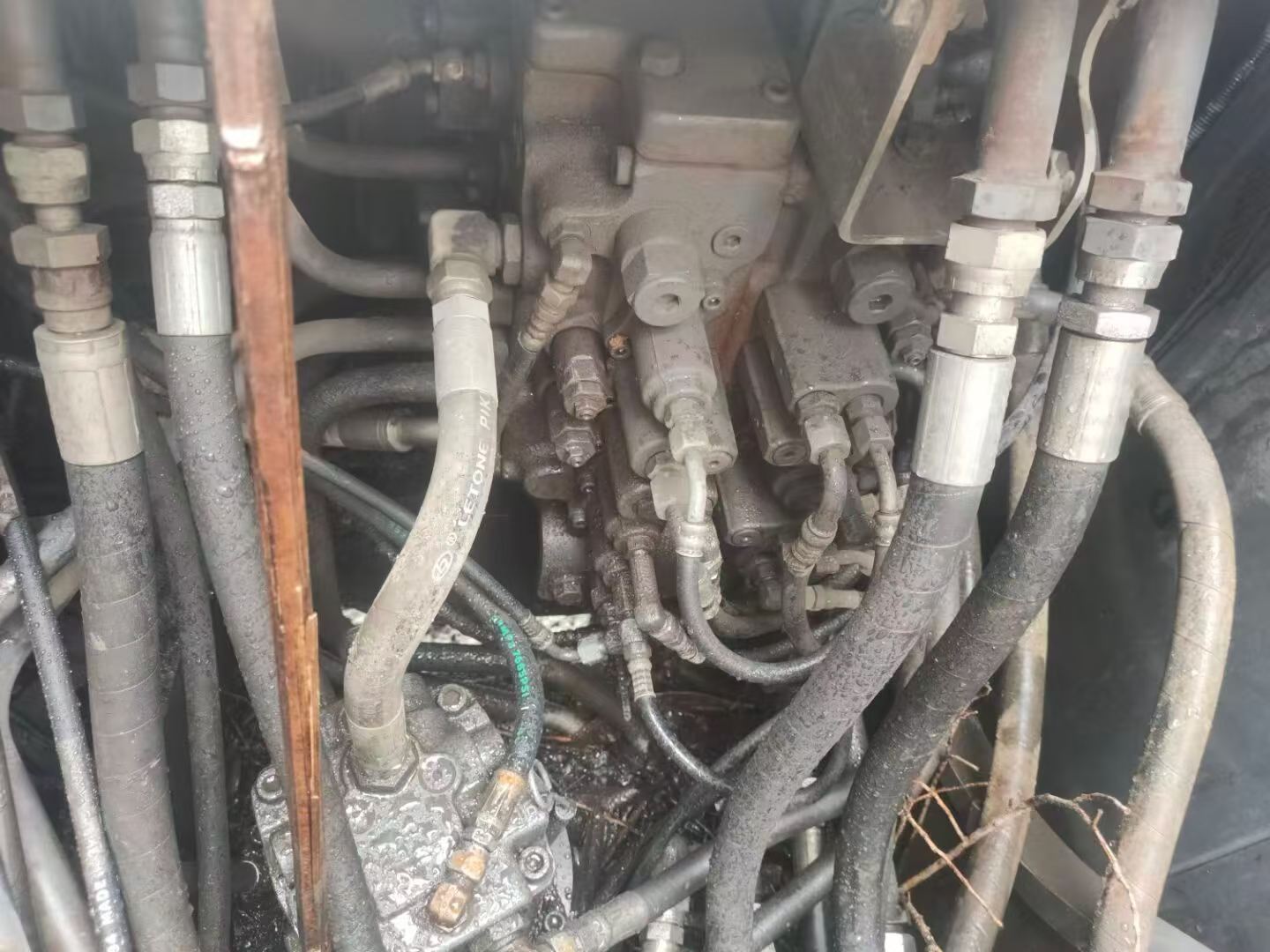 شراء حفارة Case CX130 مستعملة / 2