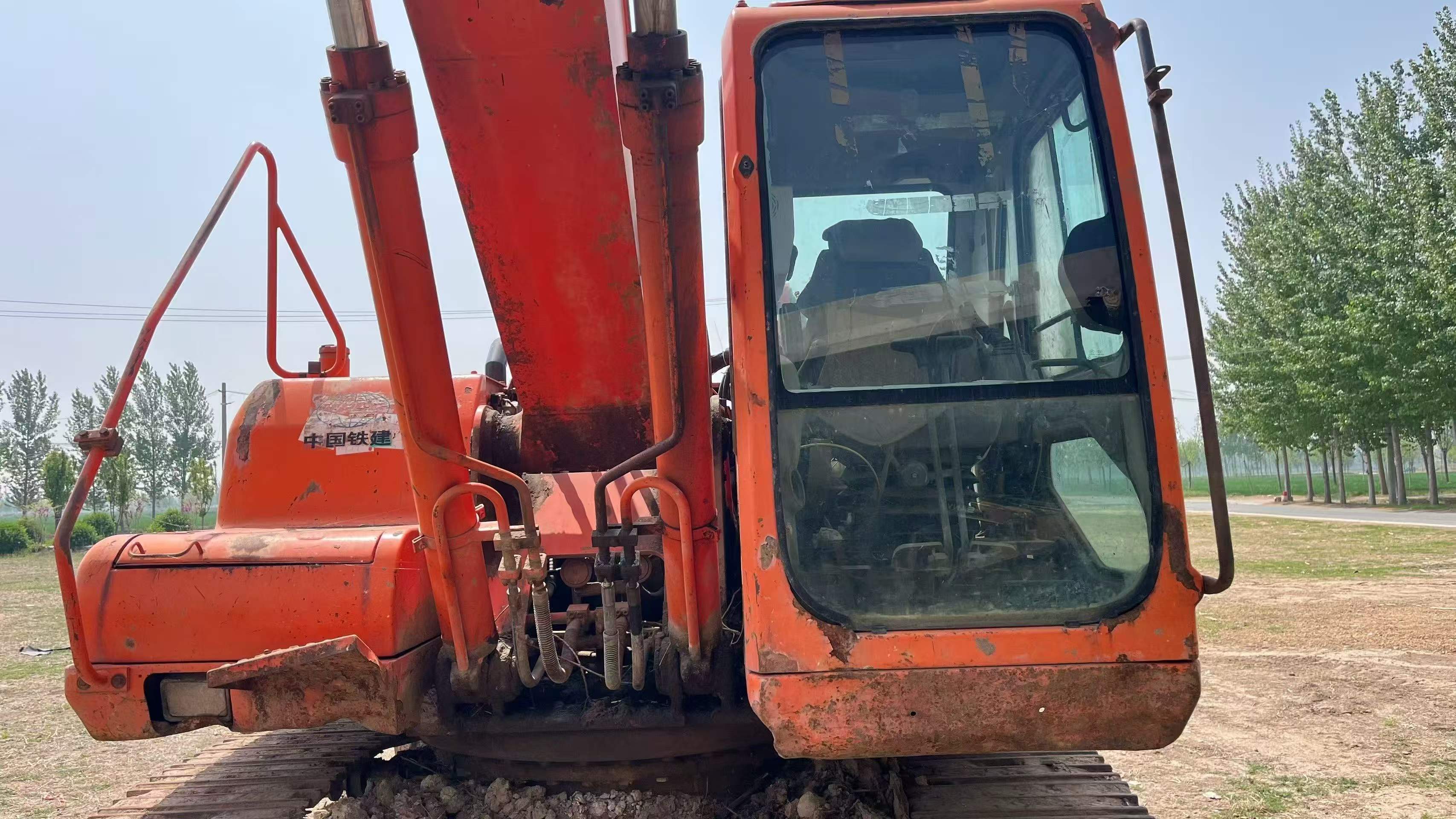 Compre Escavadeira Doosan DH215-7 Usada / 4 Compre Escavadeira Doosan DH215-7 Usada / 4