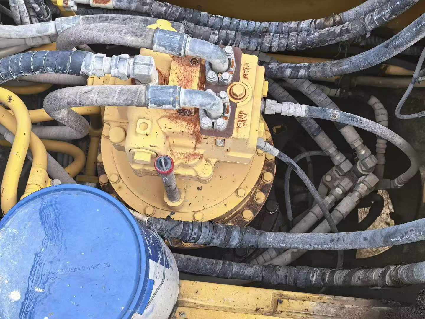 Compre Excavadora Komatsu PC460LC-8 Usada / 5 Compre Excavadora Komatsu PC460LC-8 Usada / 5