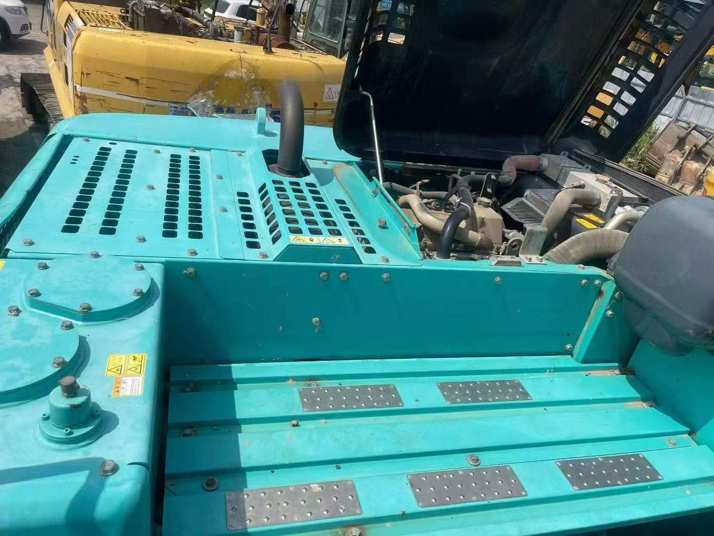 Compre Excavadora Kobelco SK260 Usada / 6
