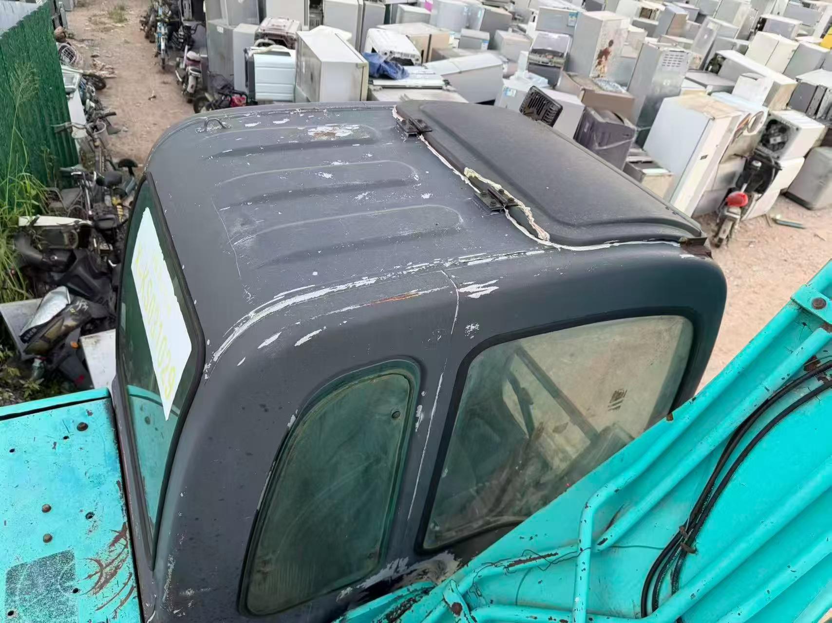 شراء حفارة Kobelco SK210-6E مستعملة / 5