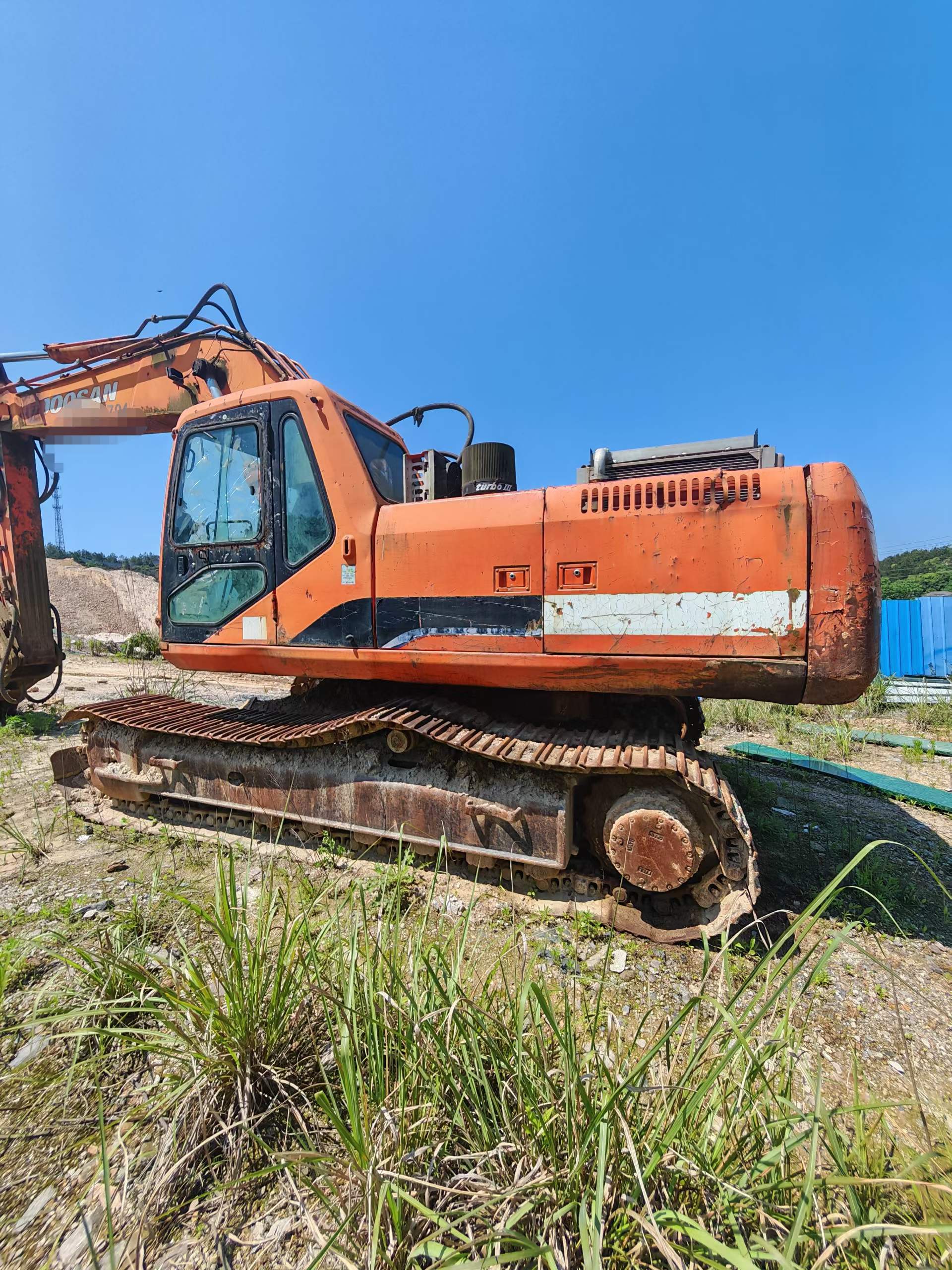Compre Excavadora Doosan DH300-7 Usada / 2 Compre Excavadora Doosan DH300-7 Usada / 2