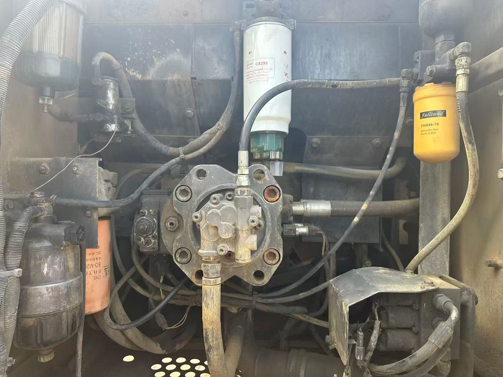 Buy Sumitomo SH210-5 Used Excavator / 3