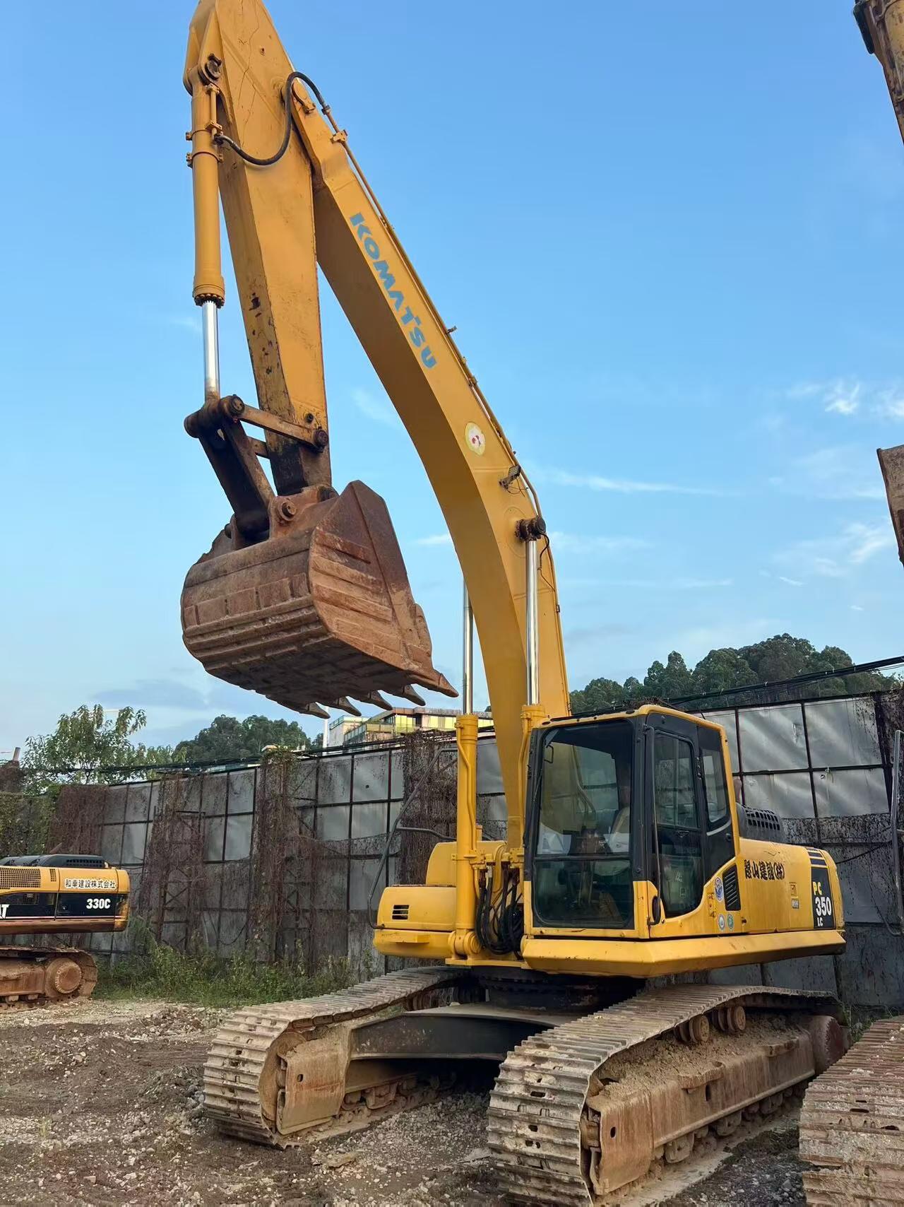 Compre Excavadora Komatsu PC350-8 Usada / 2