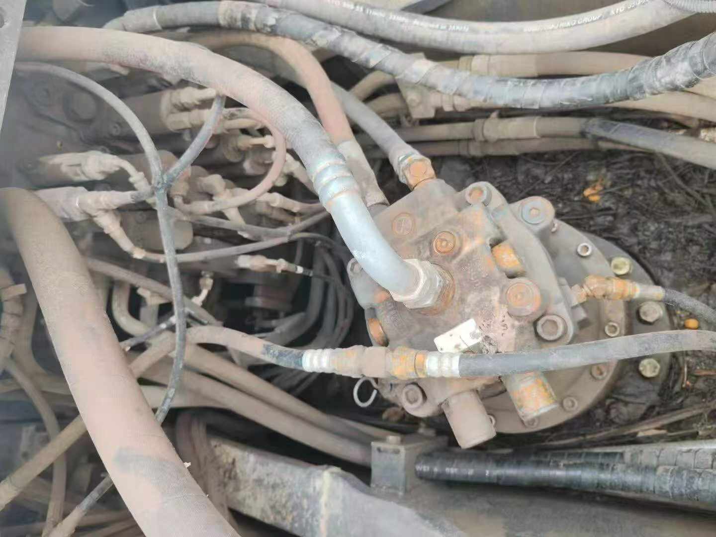 شراء حفارة Case CX210 مستعملة / 7