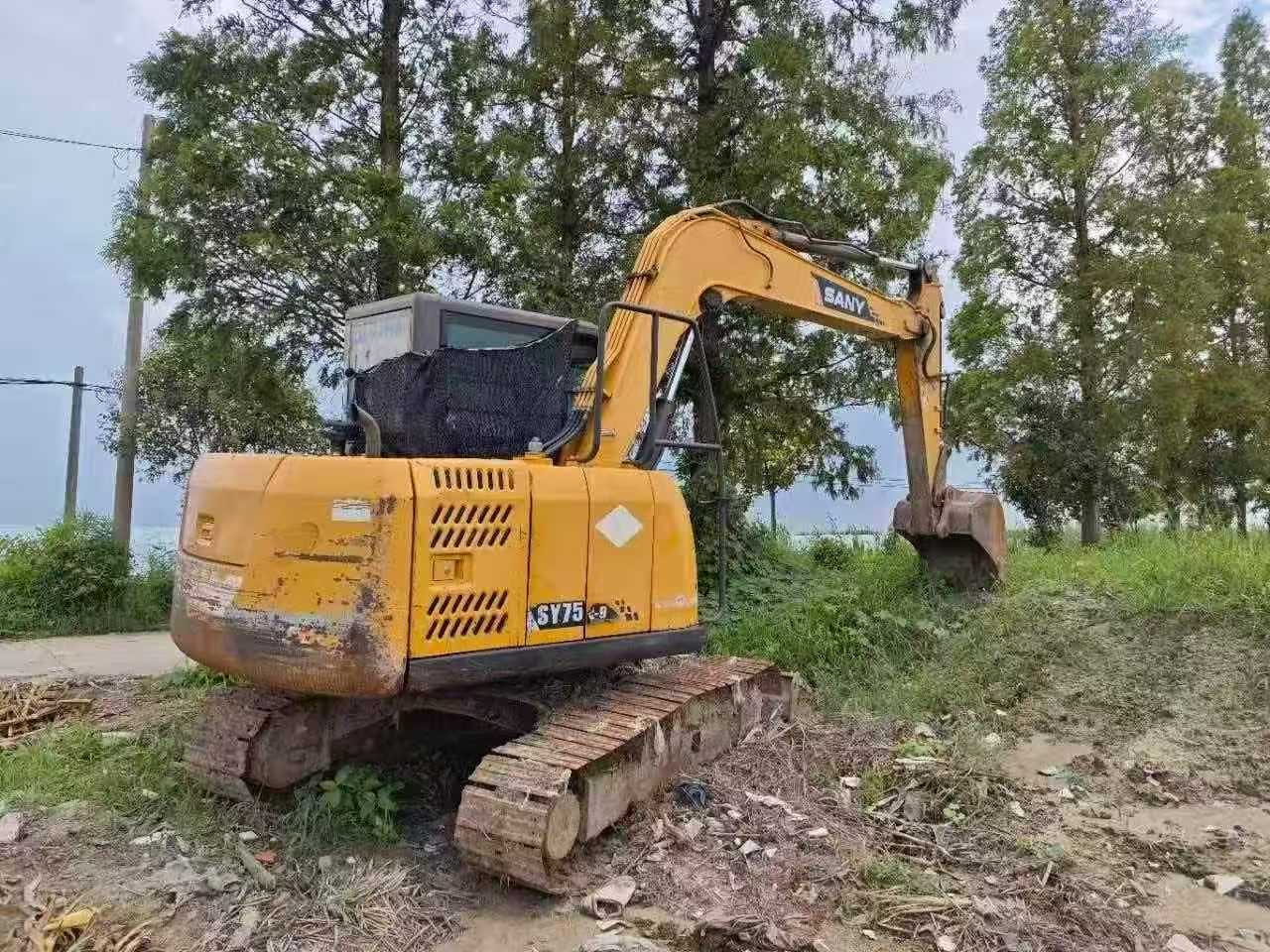 Comprar Sany SY65C Usado Excavadora