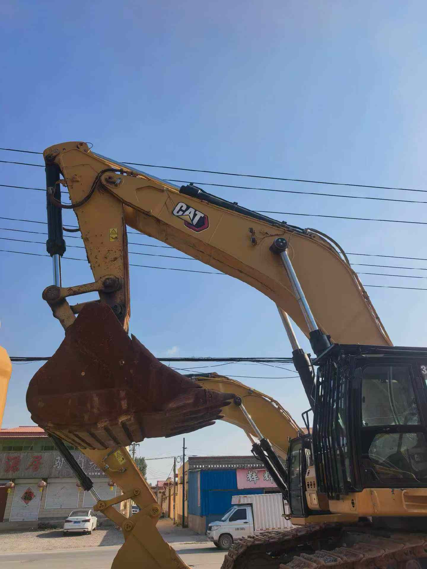 Купить Подержанный Экскаватор Caterpillar CAT395  / 2