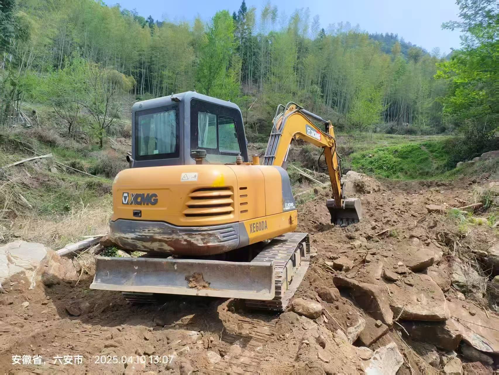 Buy XCMG XE60 Used Excavator / 2