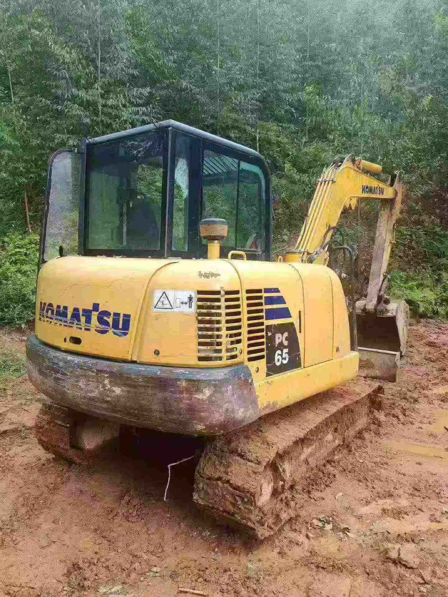 Comprar Komatsu PC56-7 Usado Excavadora Comprar Komatsu PC56-7 Usado Excavadora